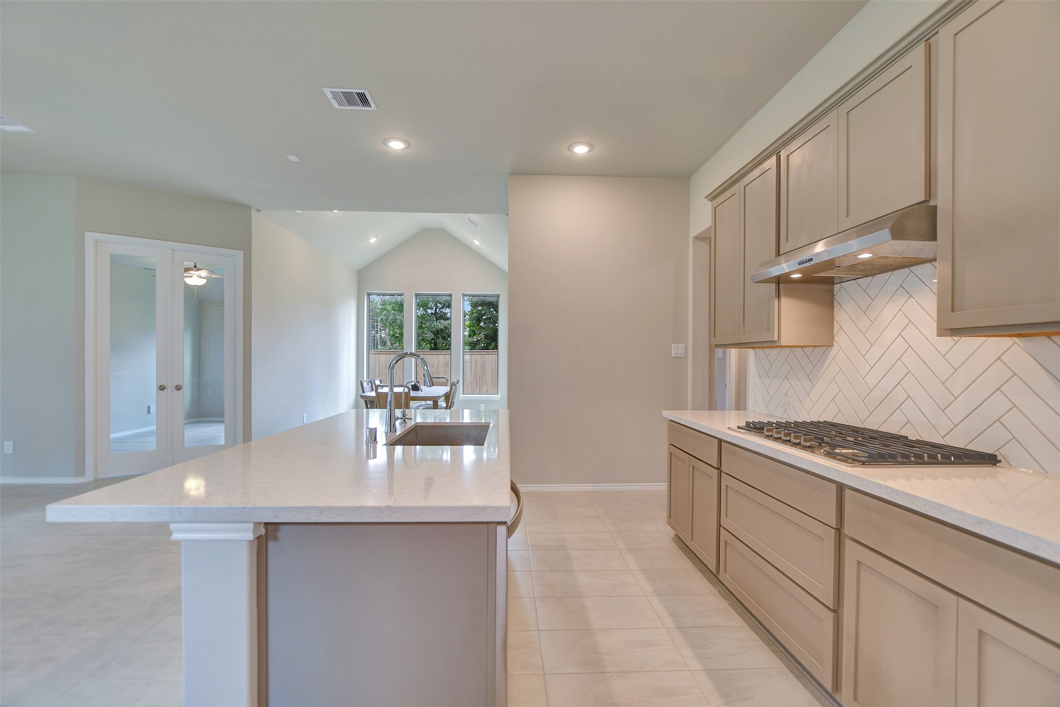 8346 Boundary Waters Drive, Porter, TX 77365