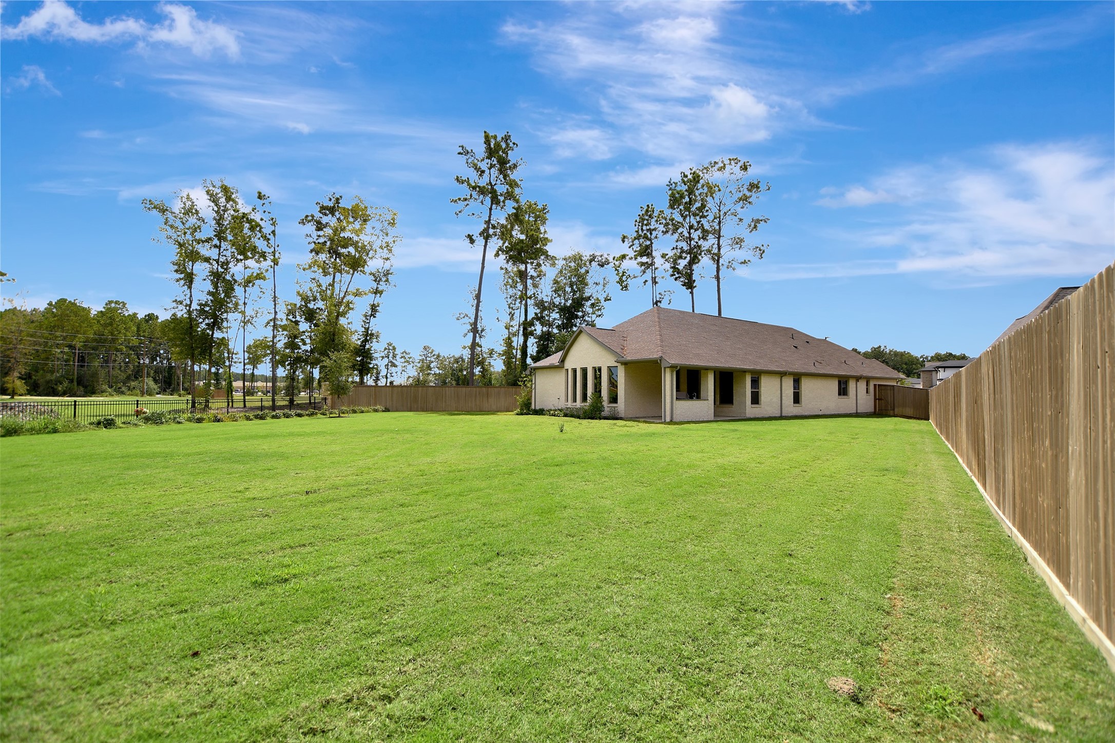 8346 Boundary Waters Drive, Porter, TX 77365