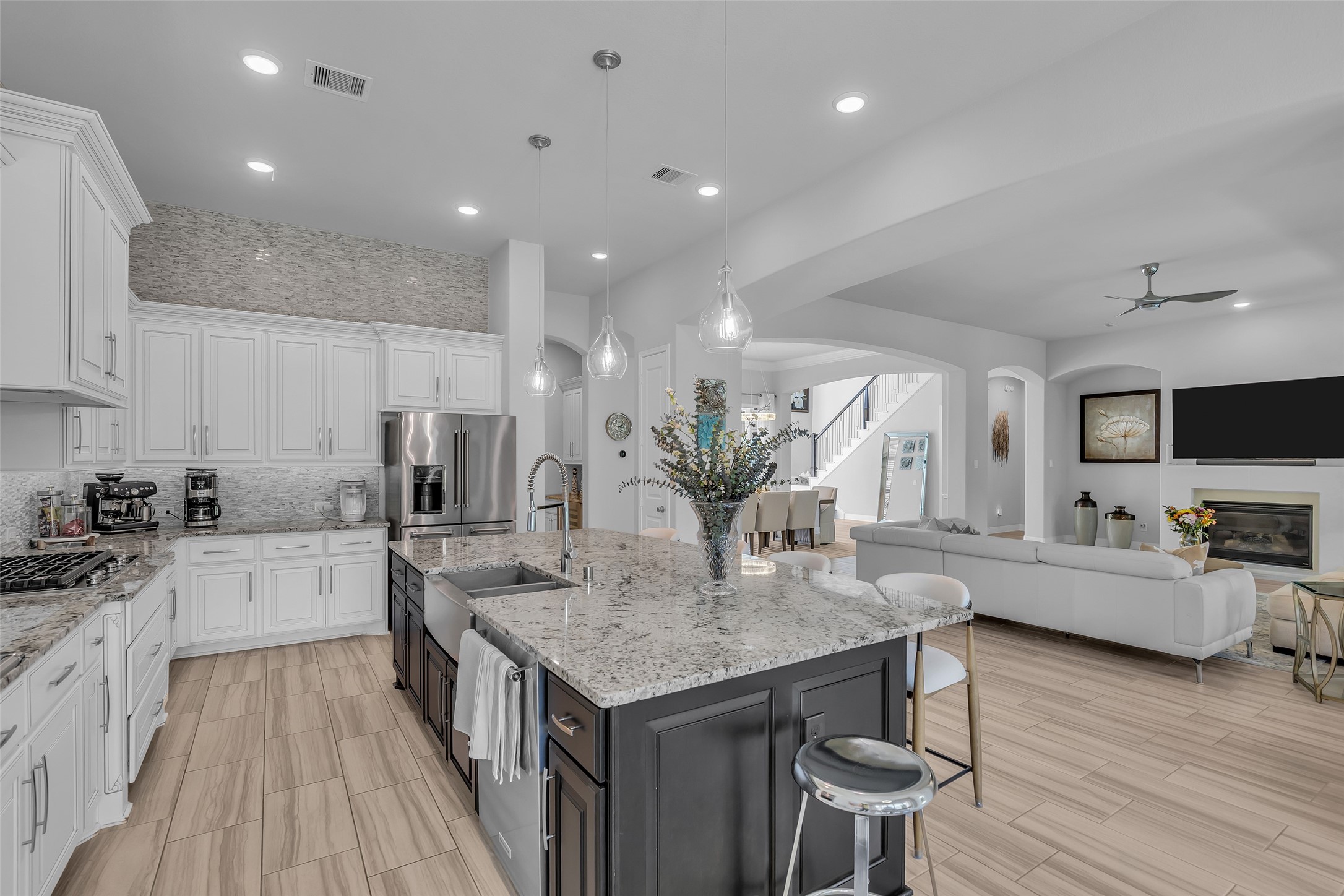 10415 Roseate Skimmer, Conroe, TX 77385