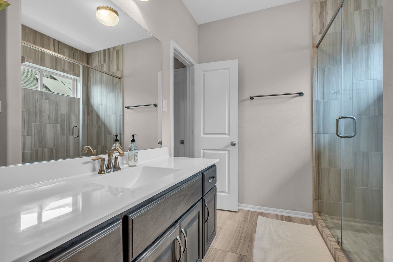 10415 Roseate Skimmer, Conroe, TX 77385