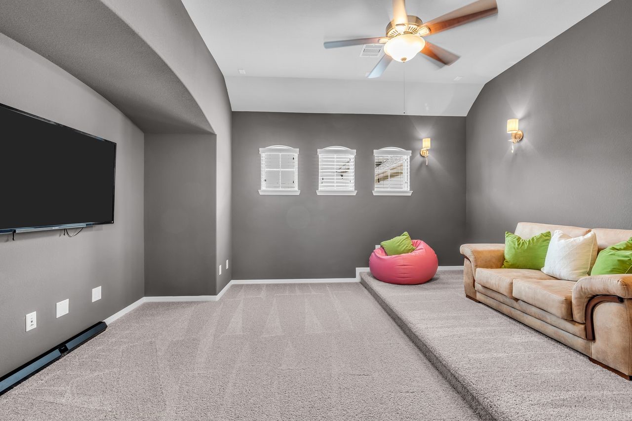 10415 Roseate Skimmer, Conroe, TX 77385