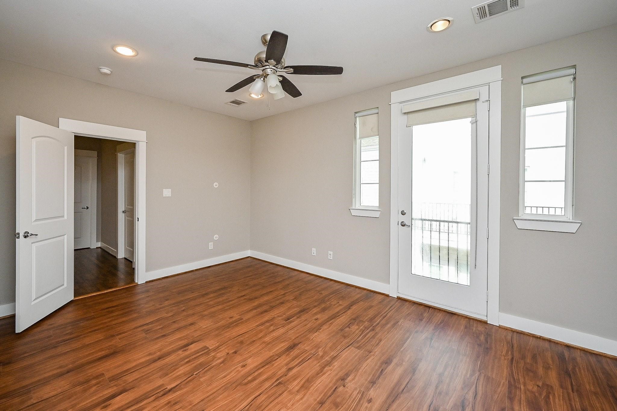 955 W 24th Street, #C, Houston, TX 77008