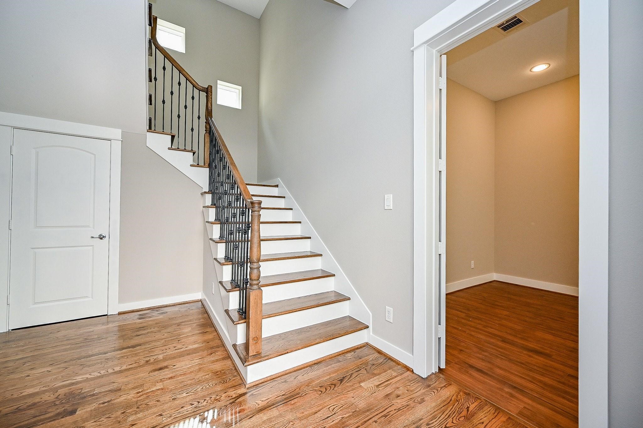 955 W 24th Street, #C, Houston, TX 77008 955 W 24th Street, #C, Houston, TX 77008