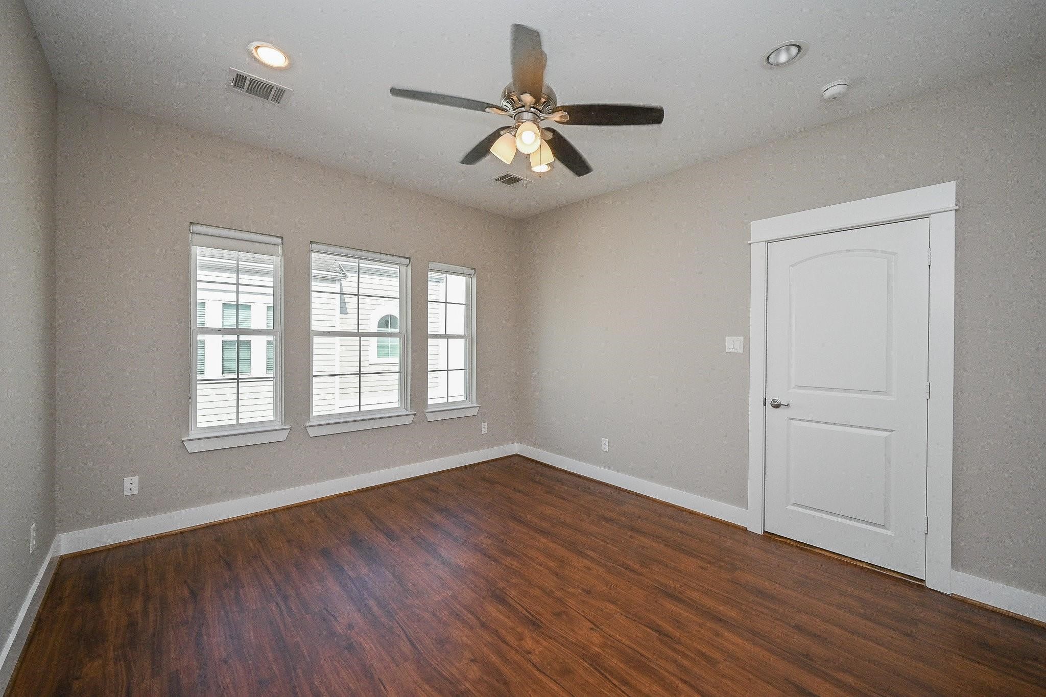 955 W 24th Street, #C, Houston, TX 77008