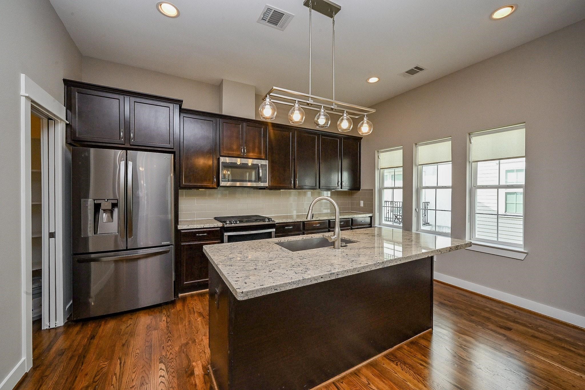 955 W 24th Street, #C, Houston, TX 77008 955 W 24th Street, #C, Houston, TX 77008