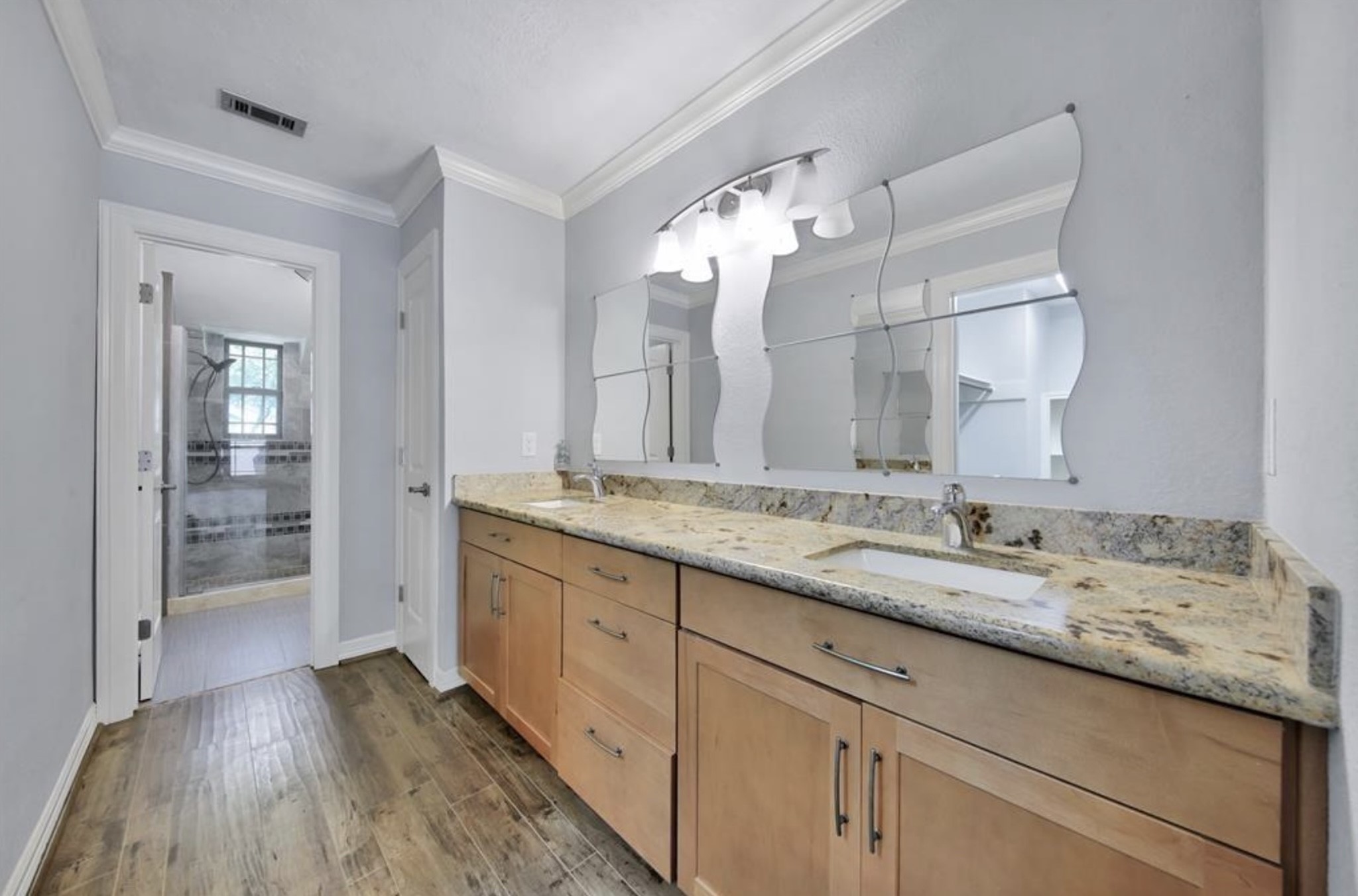 652 N Eldridge Parkway, Houston, TX 77079