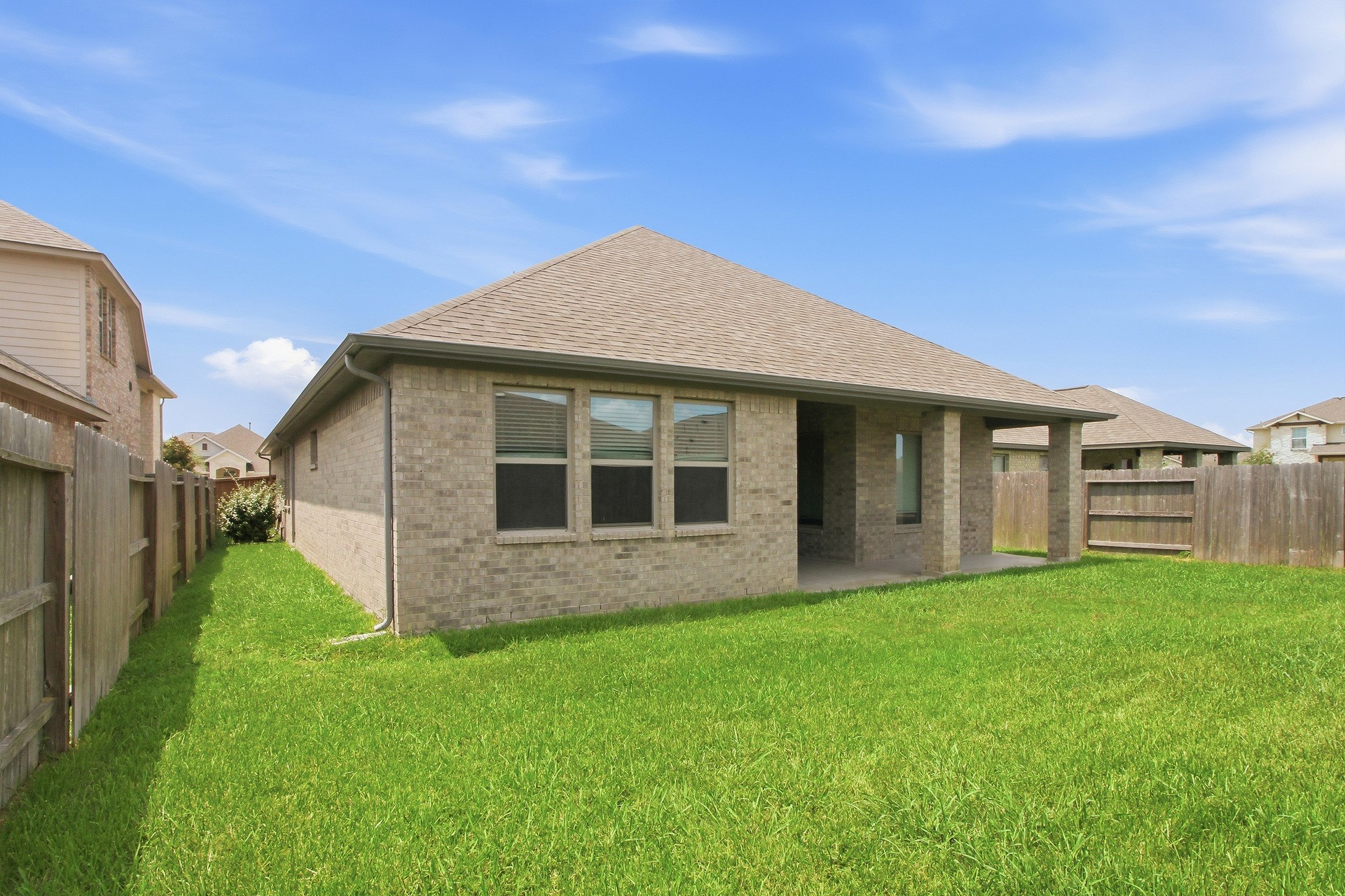 2706 Ocean Key Drive, Texas City, TX 77568