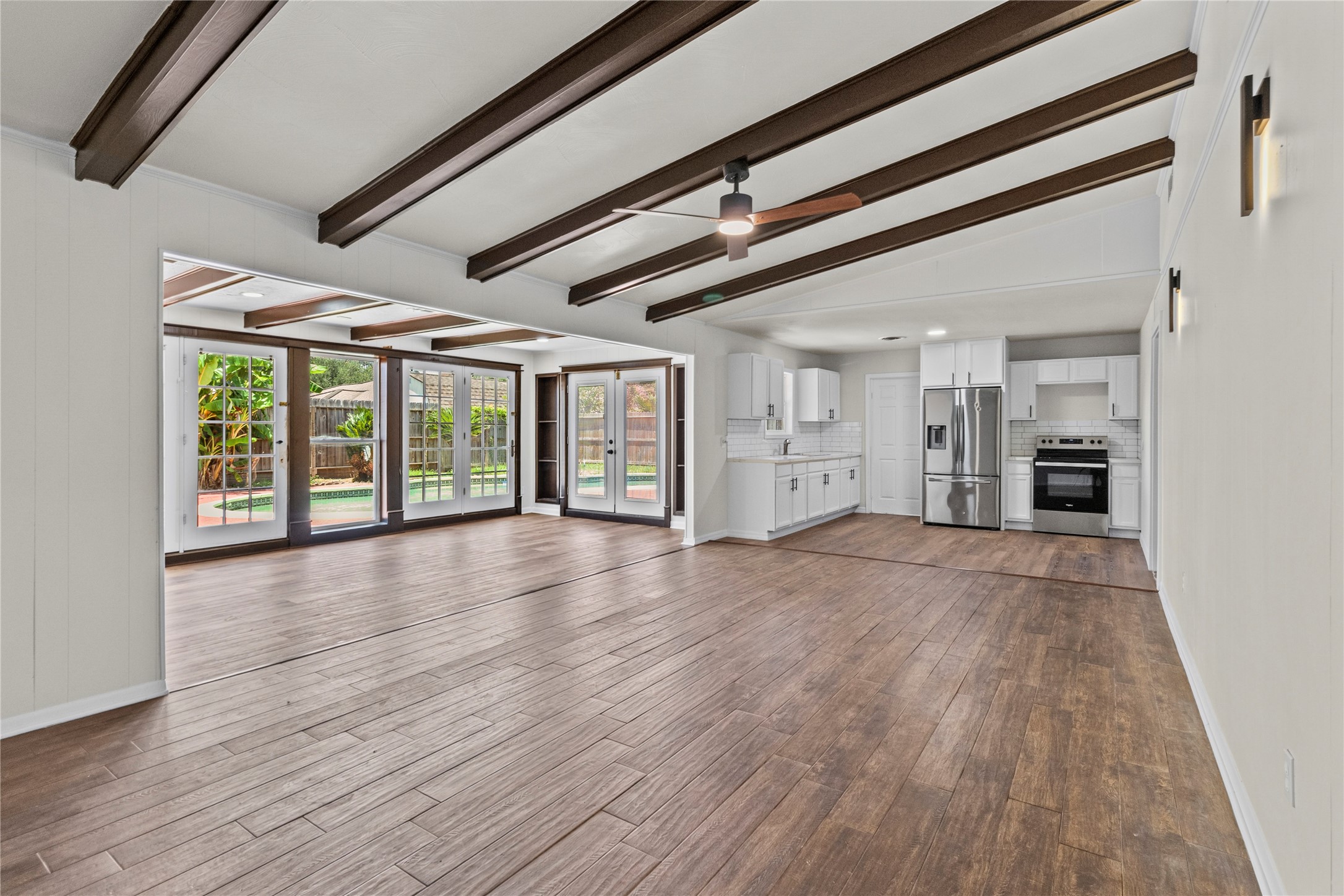 2304 Harper Drive, Pasadena, TX 77502