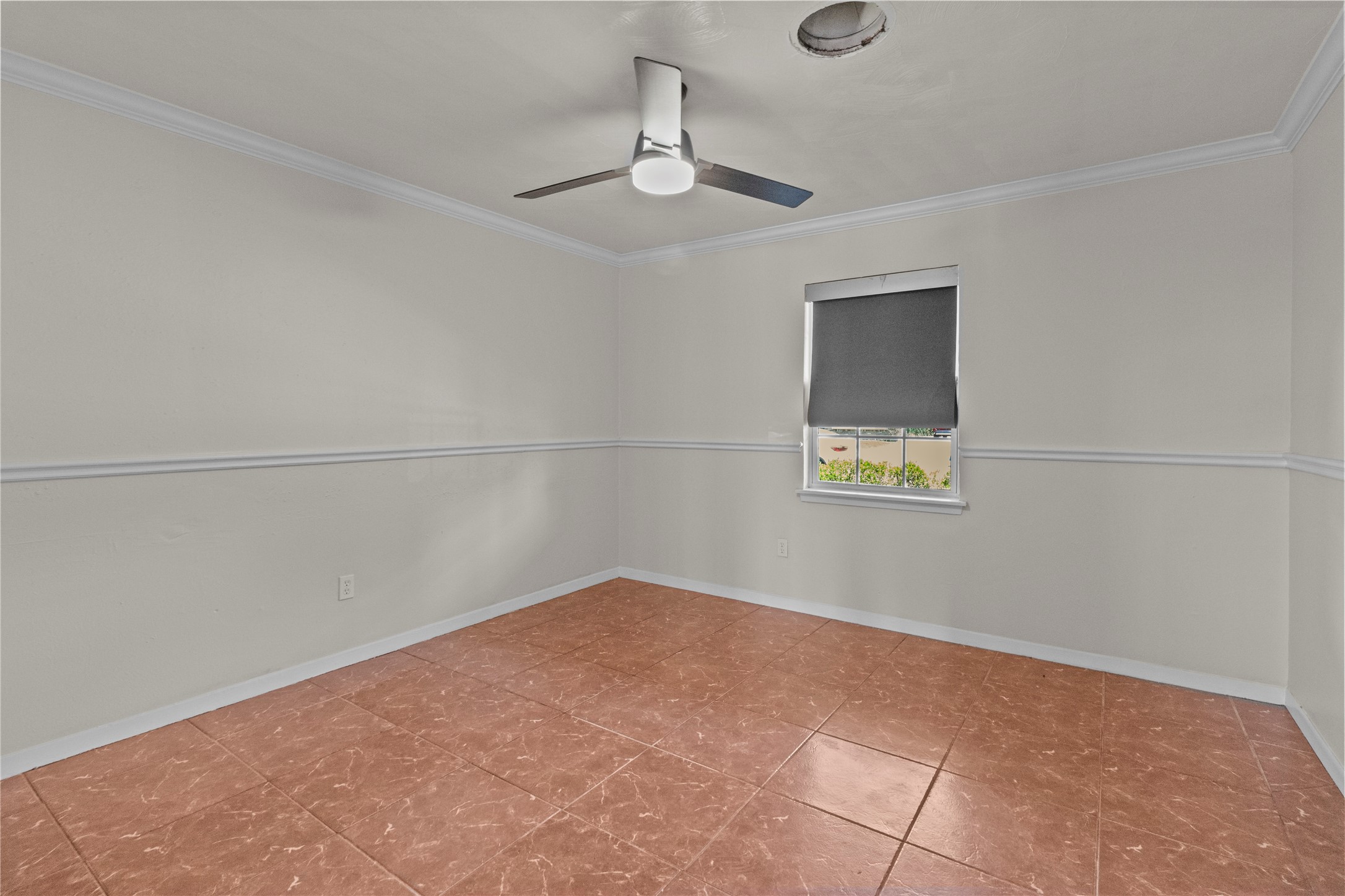 2304 Harper Drive, Pasadena, TX 77502