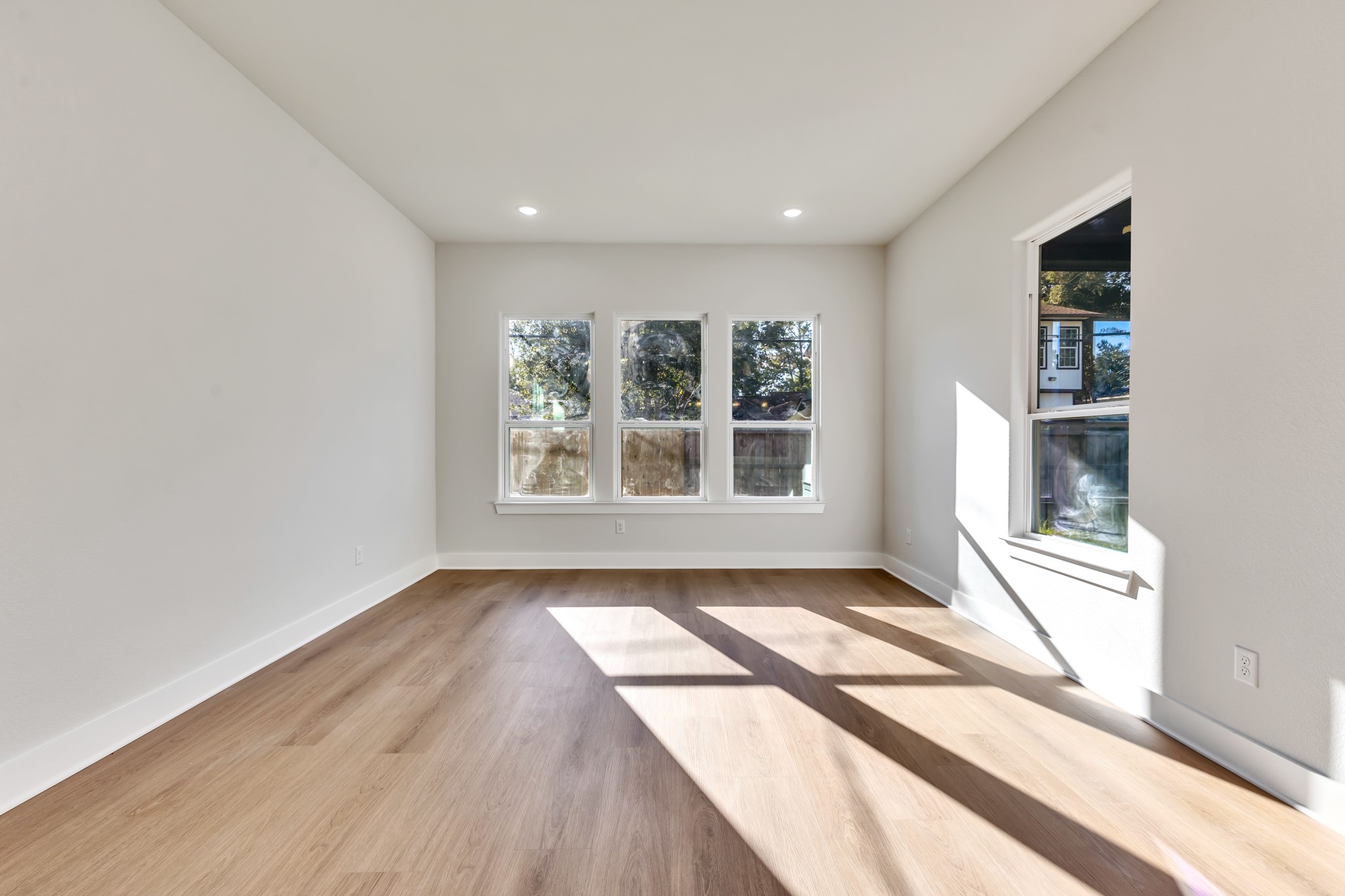 Bright Dining Area with Natural Light