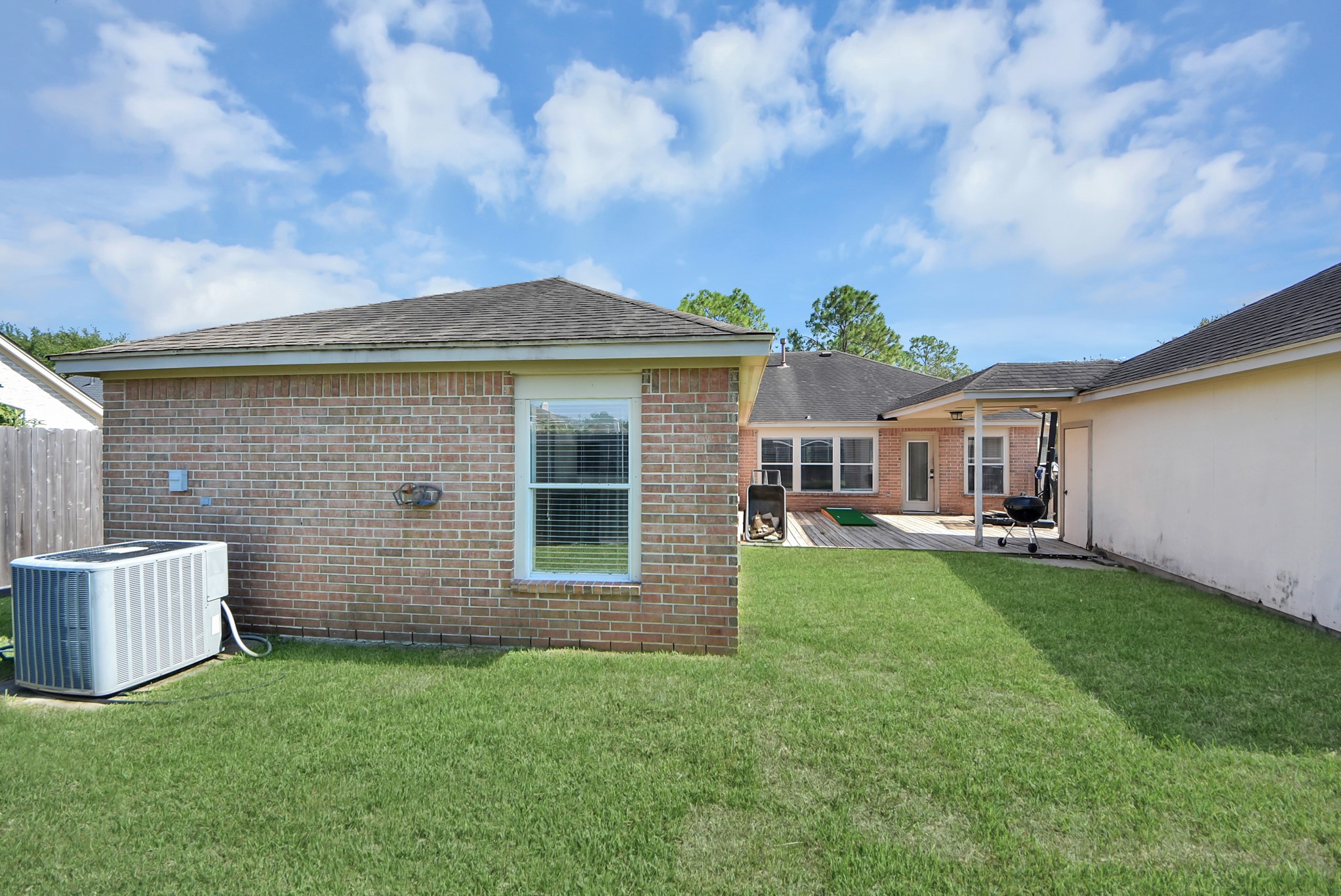2914 Laguna Shores Lane, League City, TX 77573