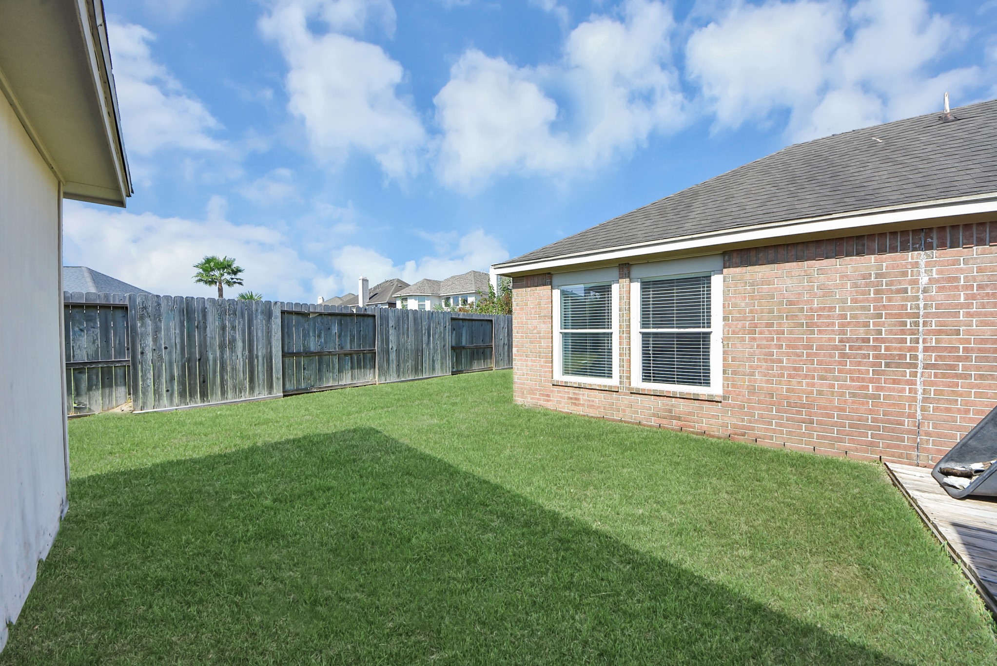 2914 Laguna Shores Lane, League City, TX 77573