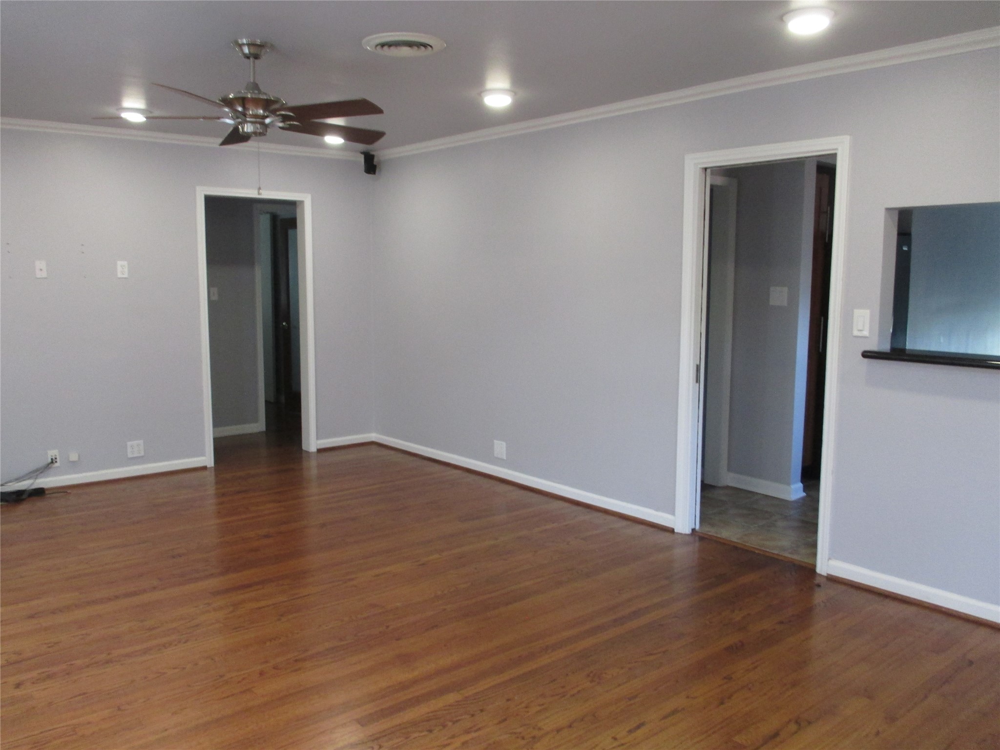 1631 Woodvine Drive, Houston, TX 77055