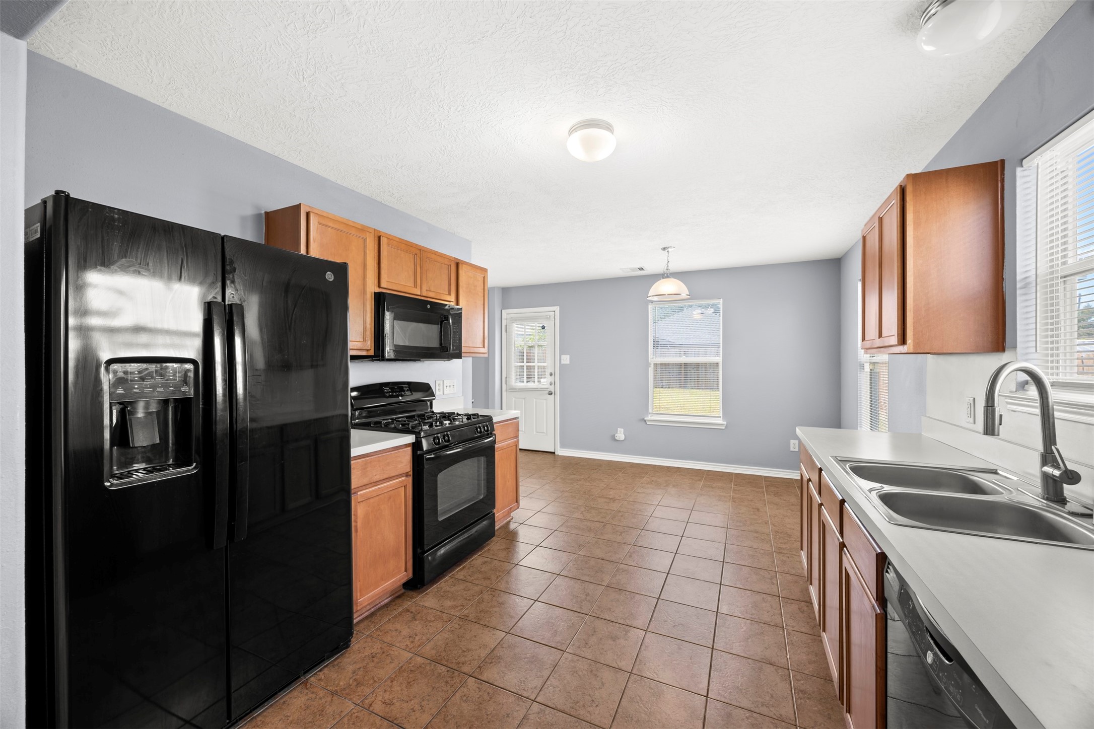 21931 Yucca Tip Lane, Houston, TX 77073
