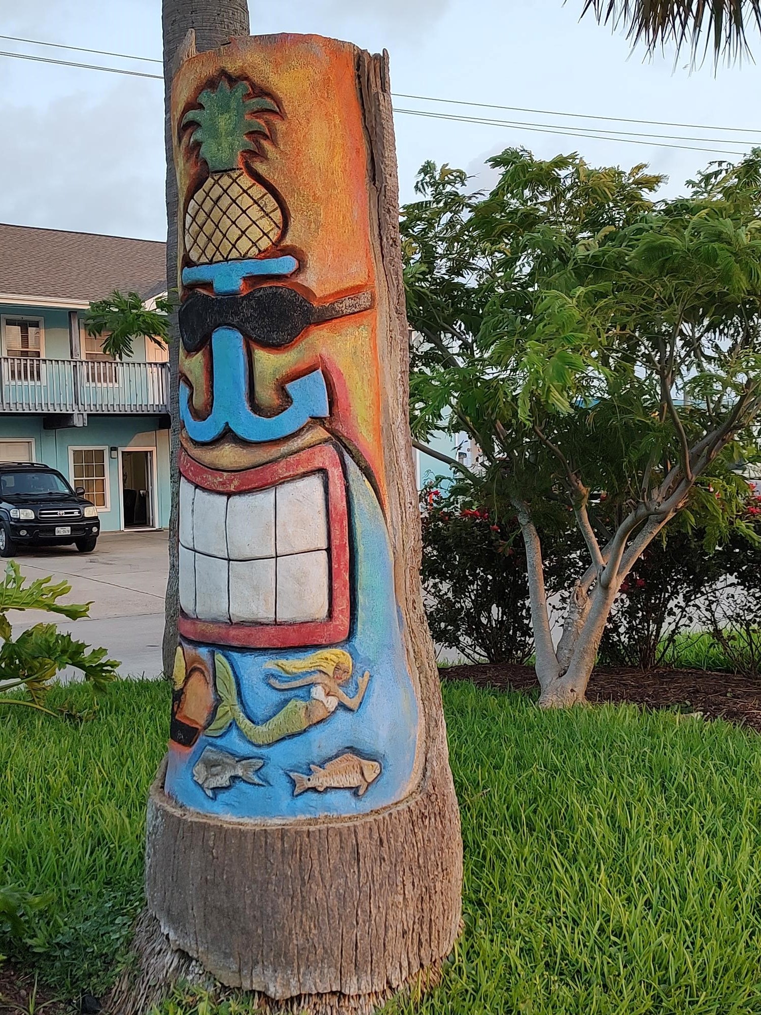Tiki Island