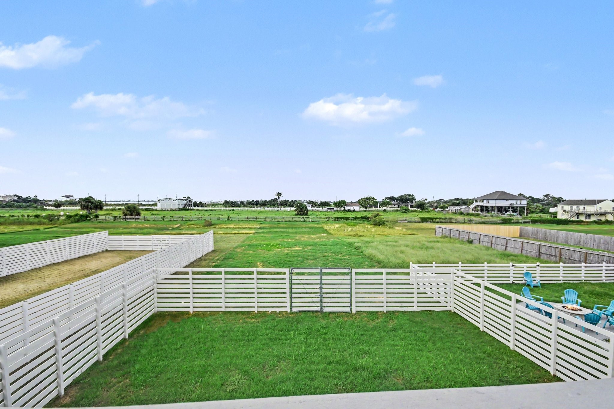 2431 103rd Street, Galveston, TX 77554