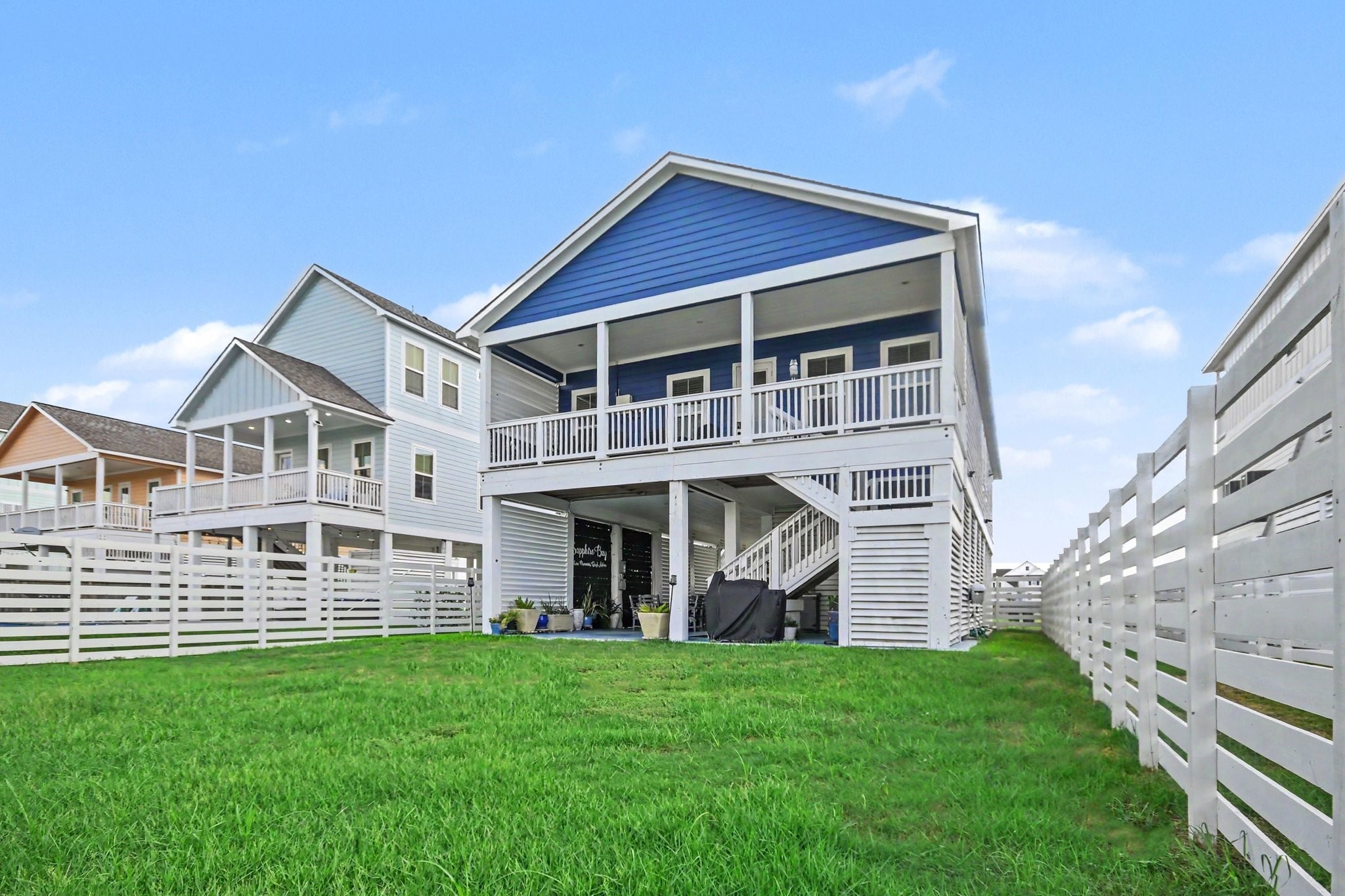 2431 103rd Street, Galveston, TX 77554