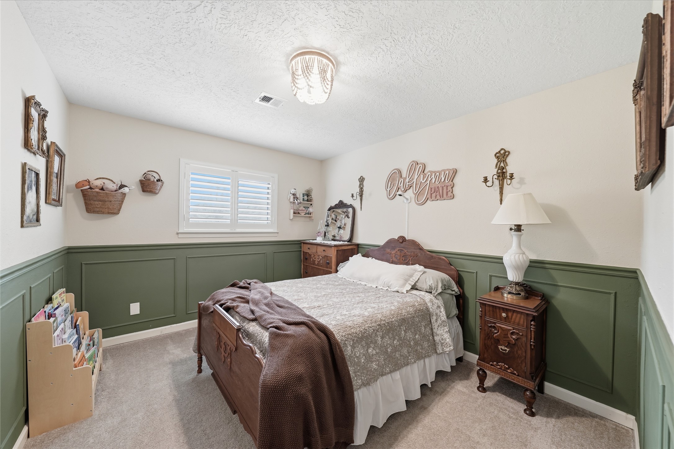 Bedroom 2, upstairs