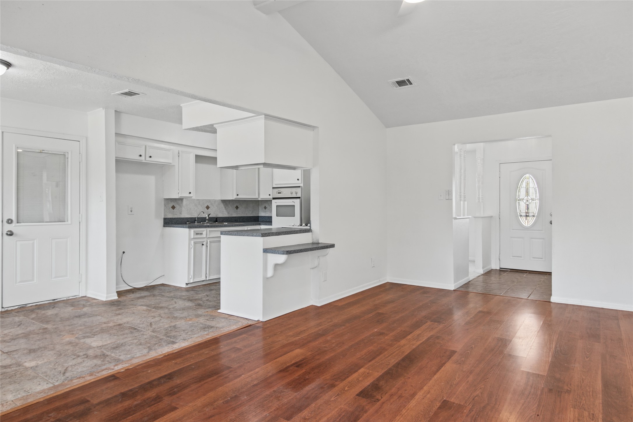 5502 Wickwillow Lane, Alvin, TX 77511