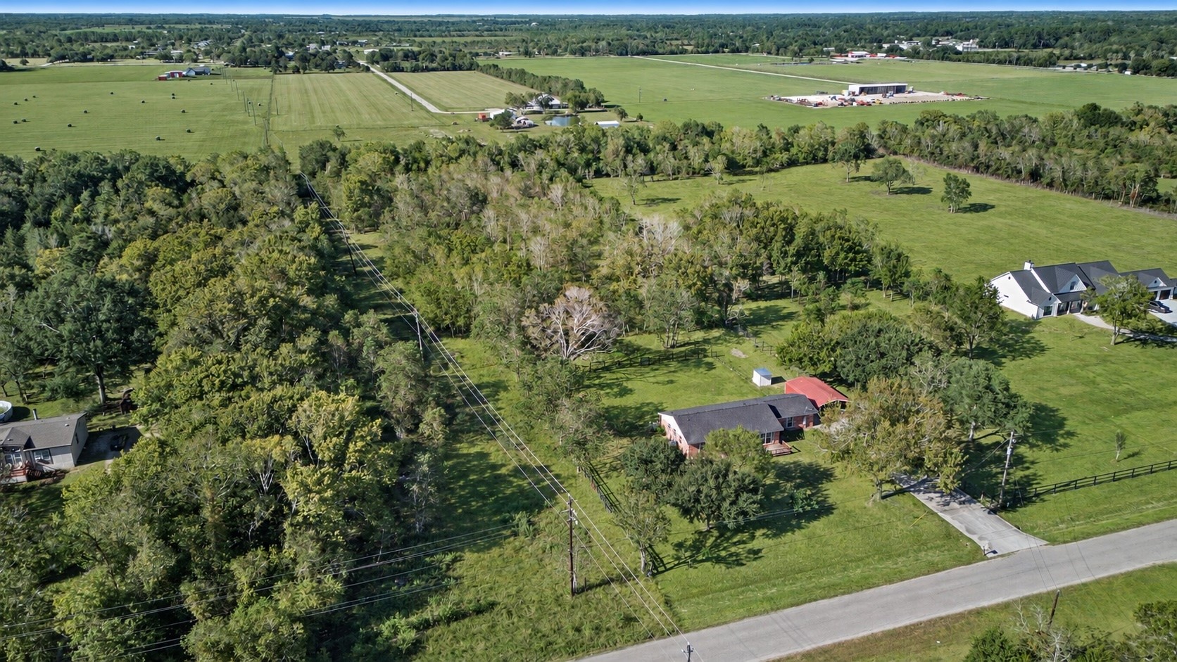 5502 Wickwillow Lane, Alvin, TX 77511