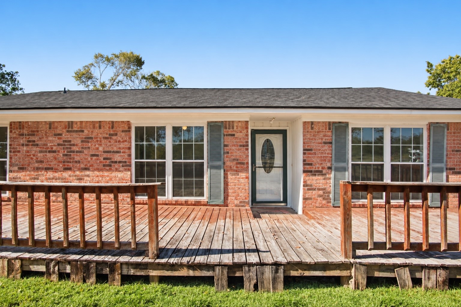 5502 Wickwillow Lane, Alvin, TX 77511