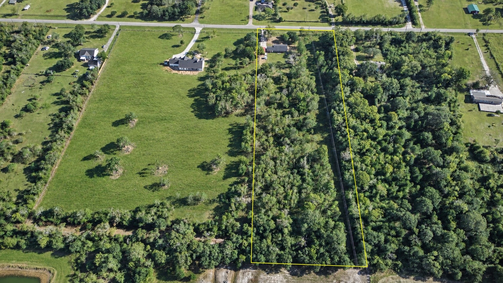 5502 Wickwillow Lane, Alvin, TX 77511