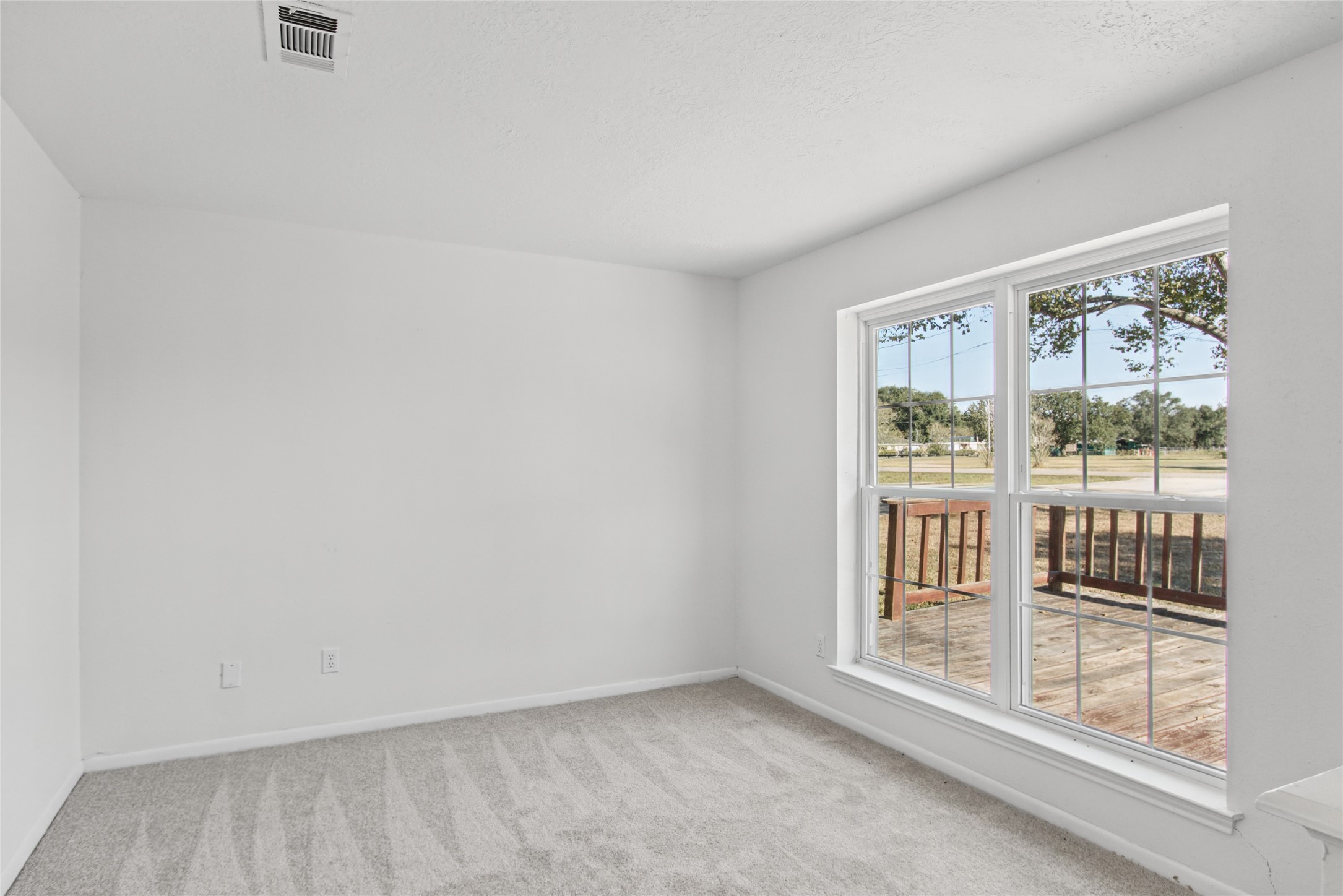 5502 Wickwillow Lane, Alvin, TX 77511