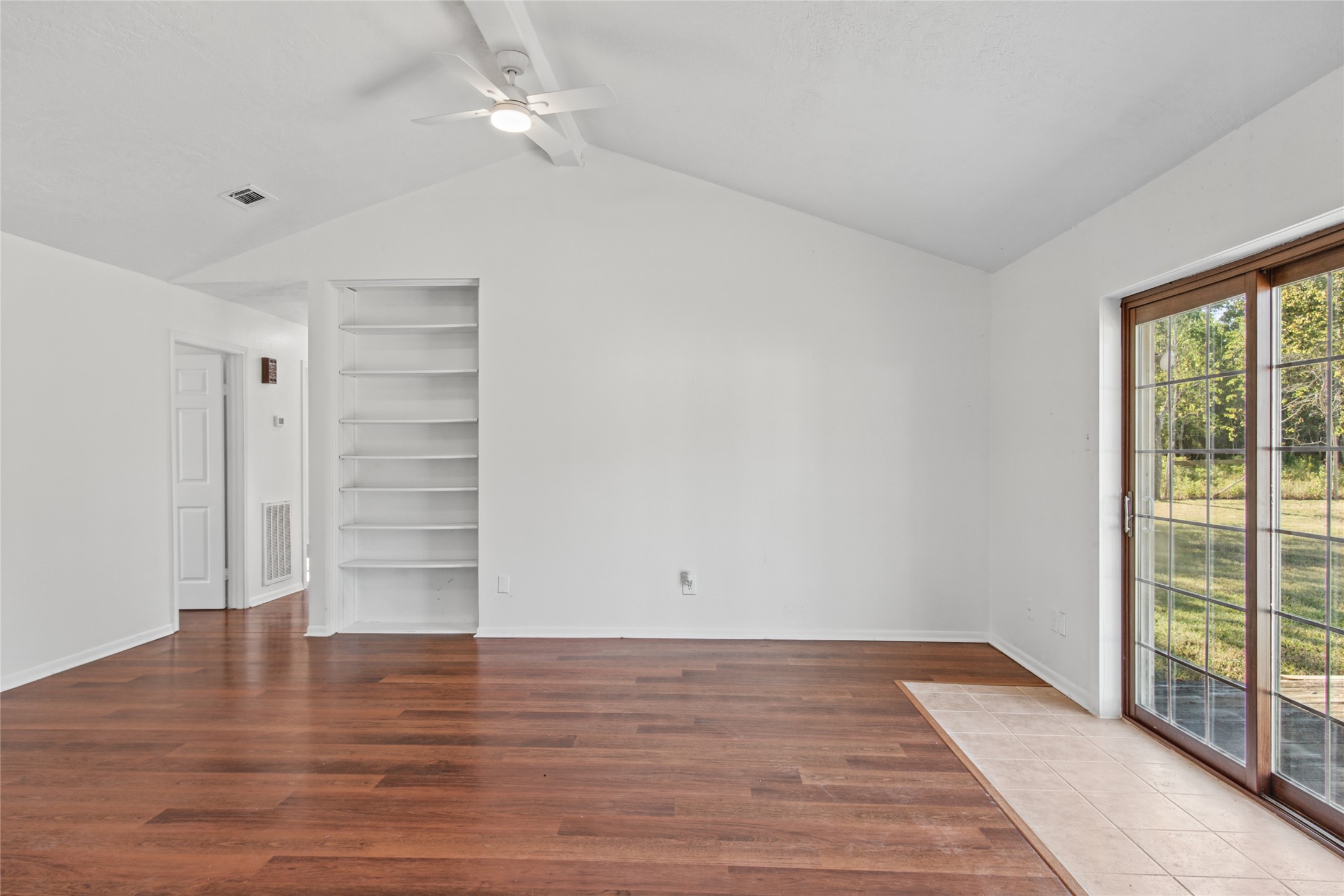 5502 Wickwillow Lane, Alvin, TX 77511