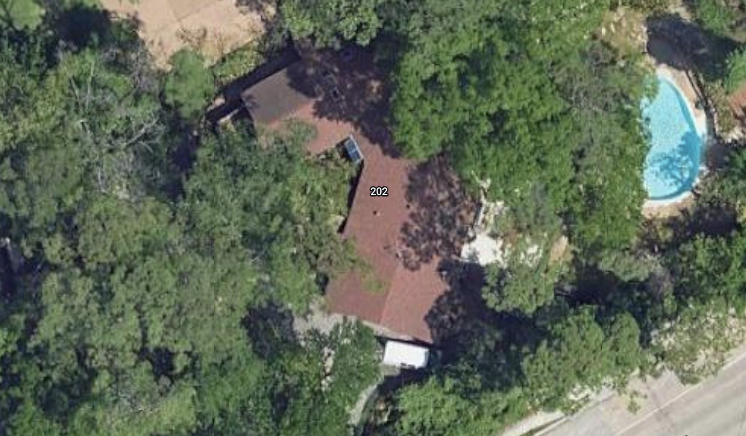 202 Pine Hollow Lane, Houston, TX 77056