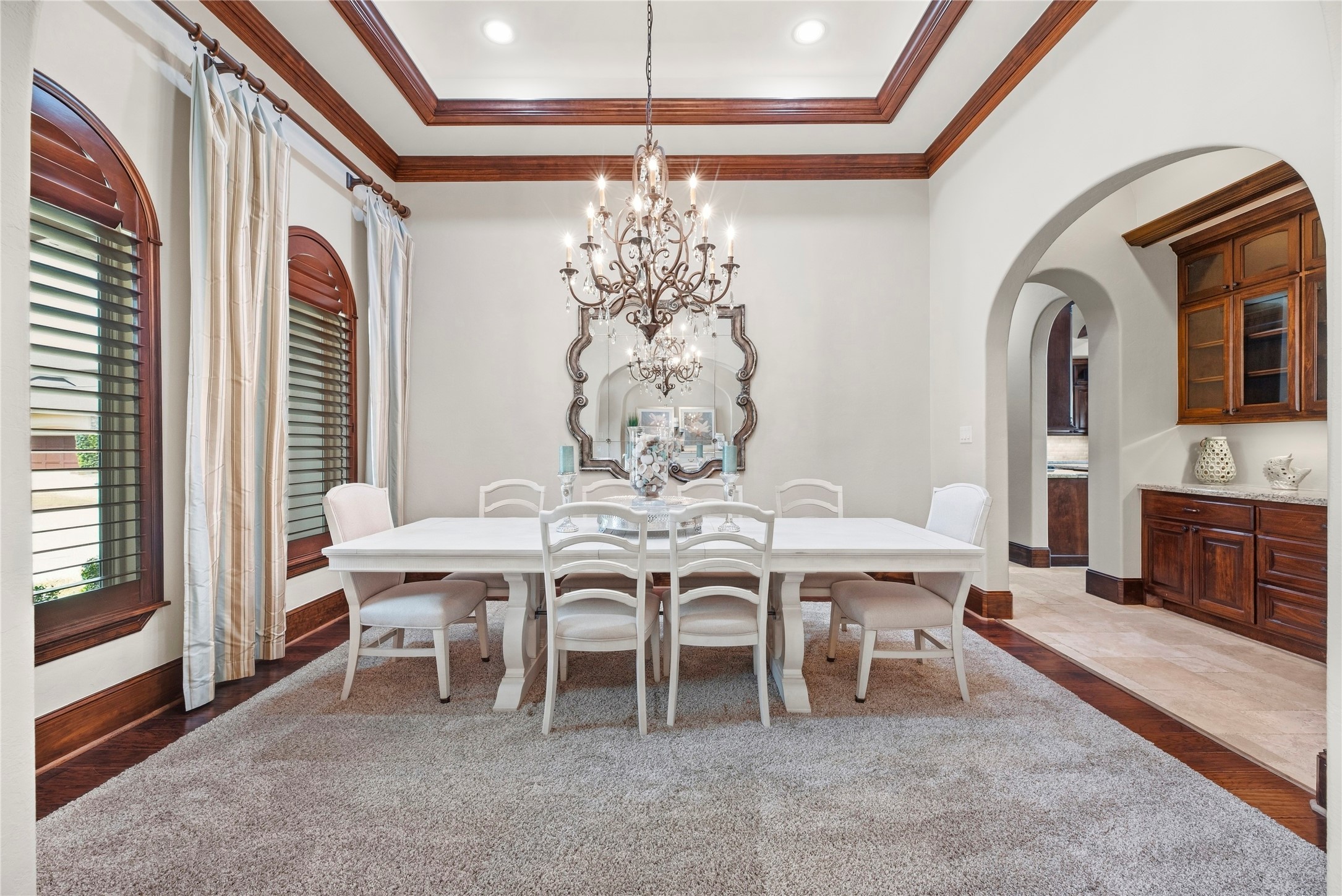 Formal Dining is 15 ft to accommodate 10 guests