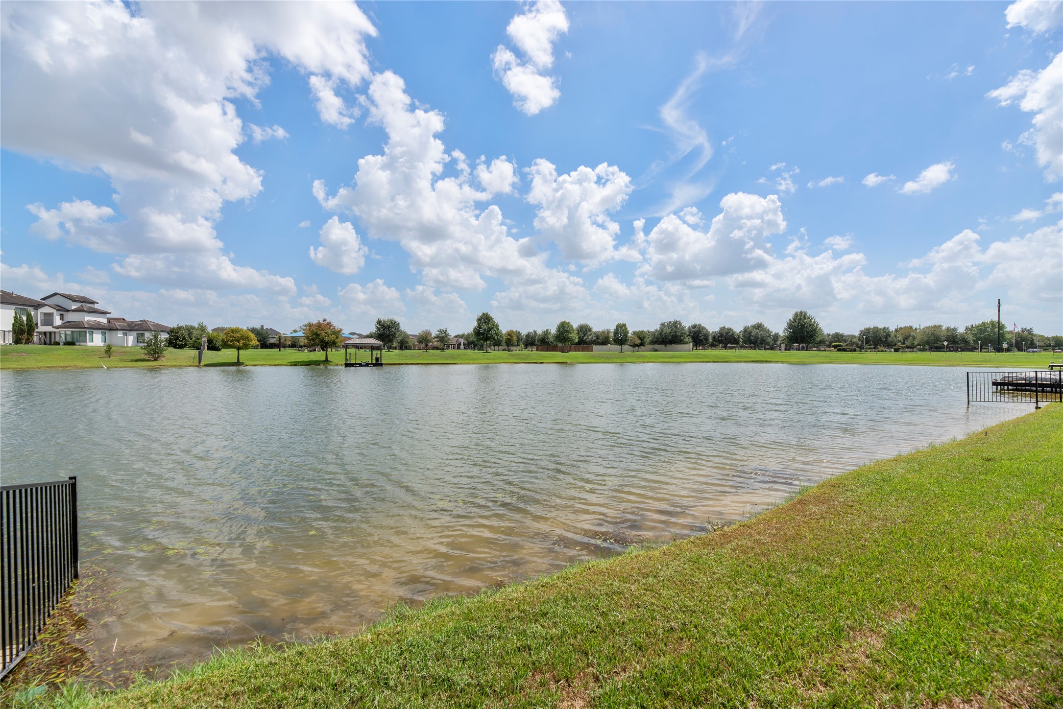 When including this easement by the water the lot is about 18236 sq ft or 0.41 acres