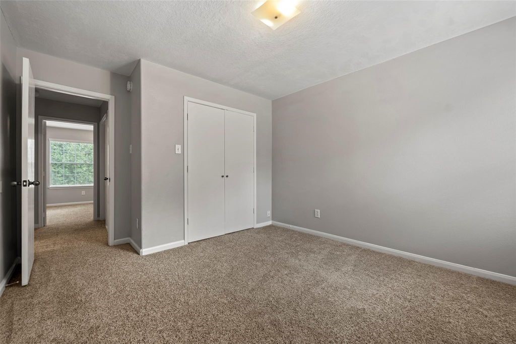 2518 Hidden Park Lane, Conroe, TX 77385