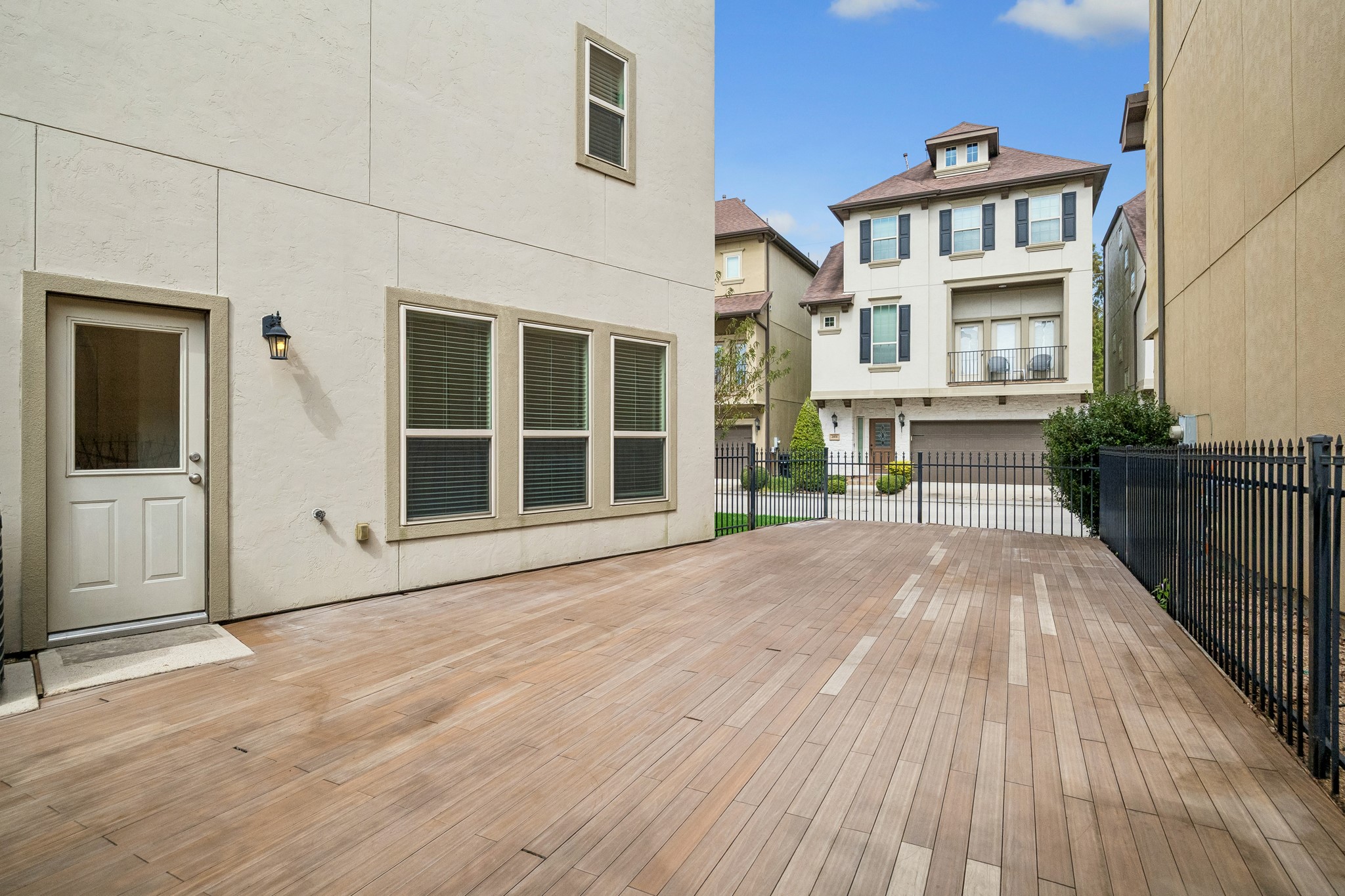 2822 Kings Retreat Circle, Kingwood, TX 77345