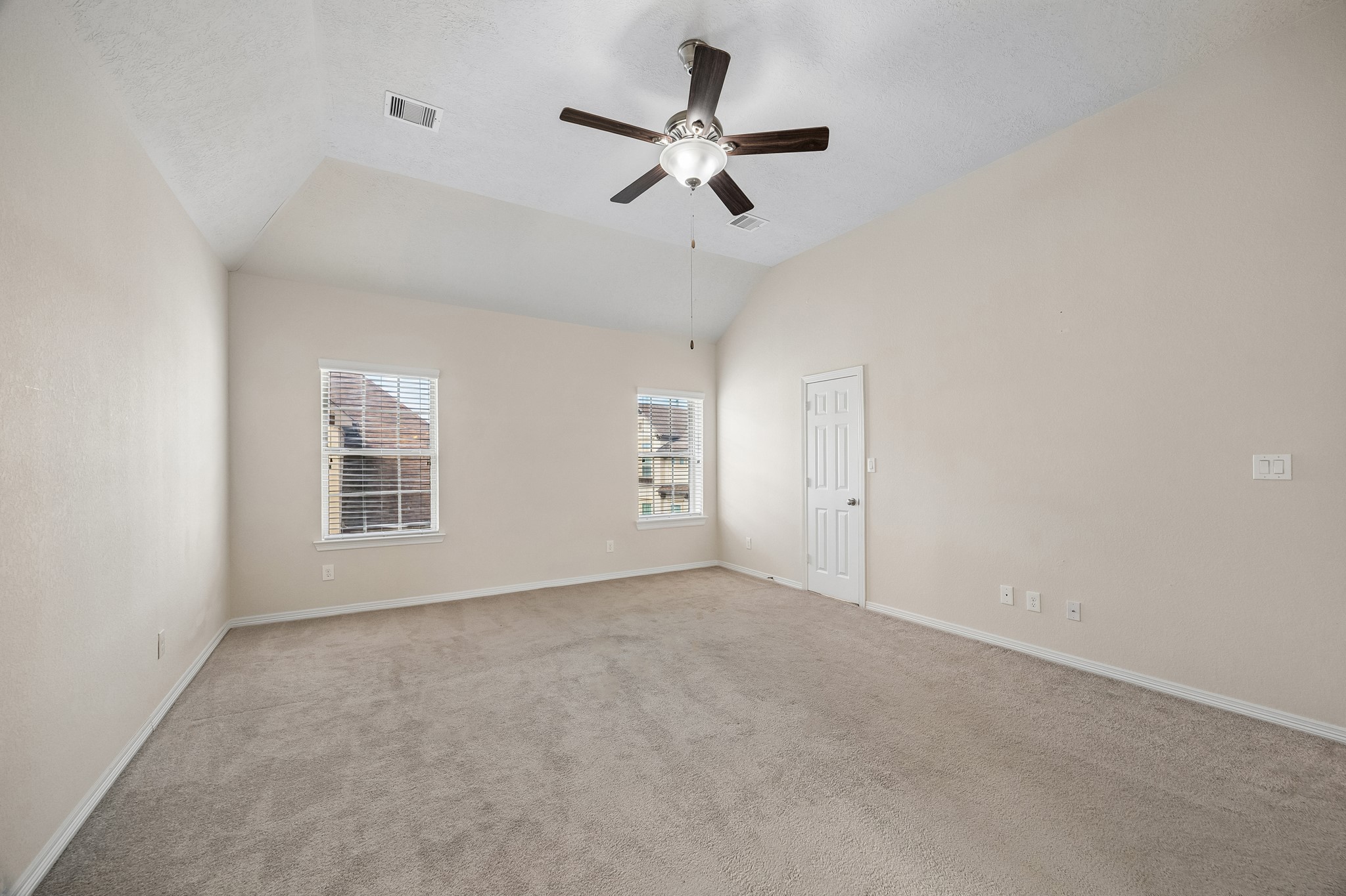 2822 Kings Retreat Circle, Kingwood, TX 77345