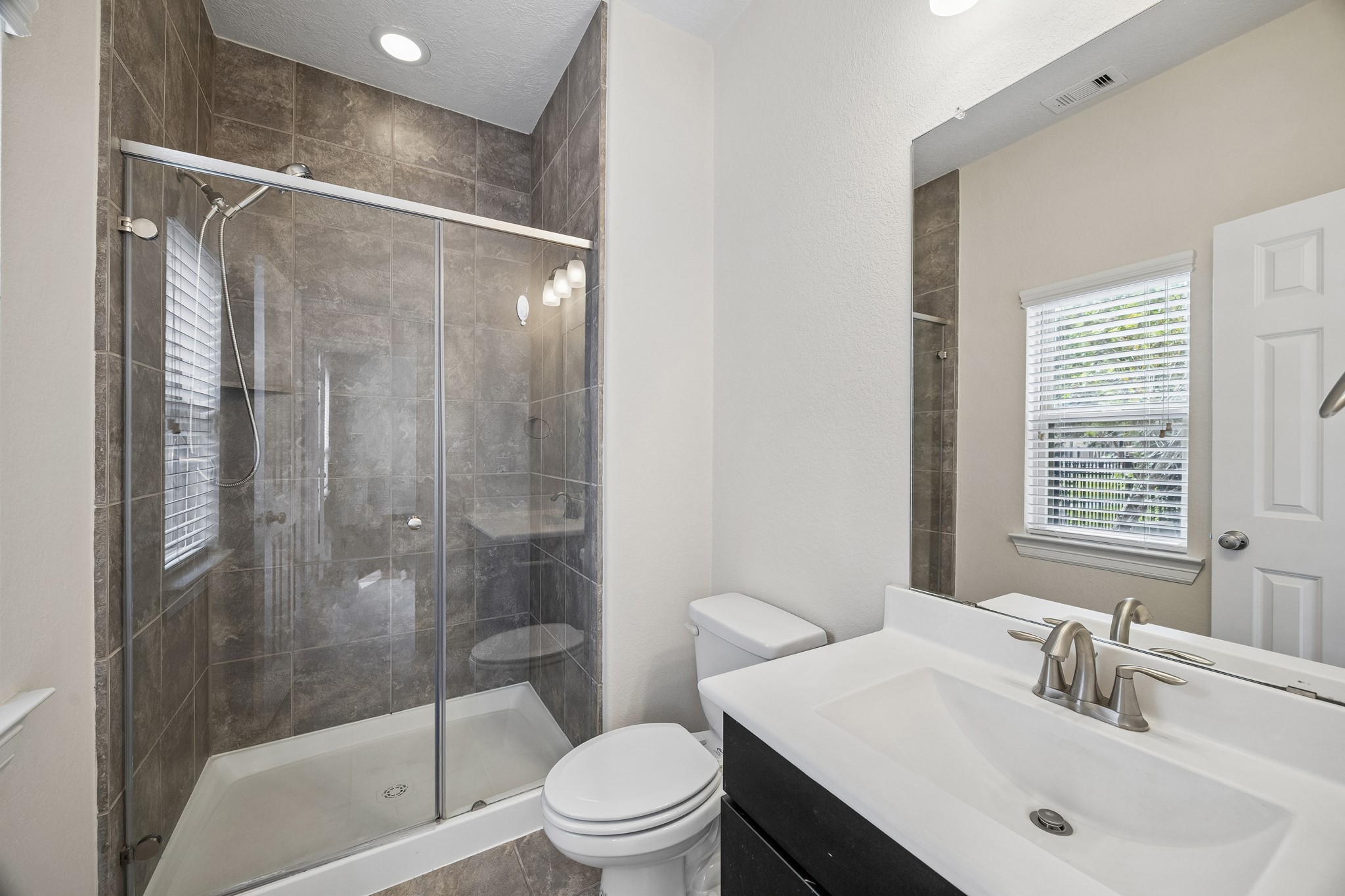 2822 Kings Retreat Circle, Kingwood, TX 77345