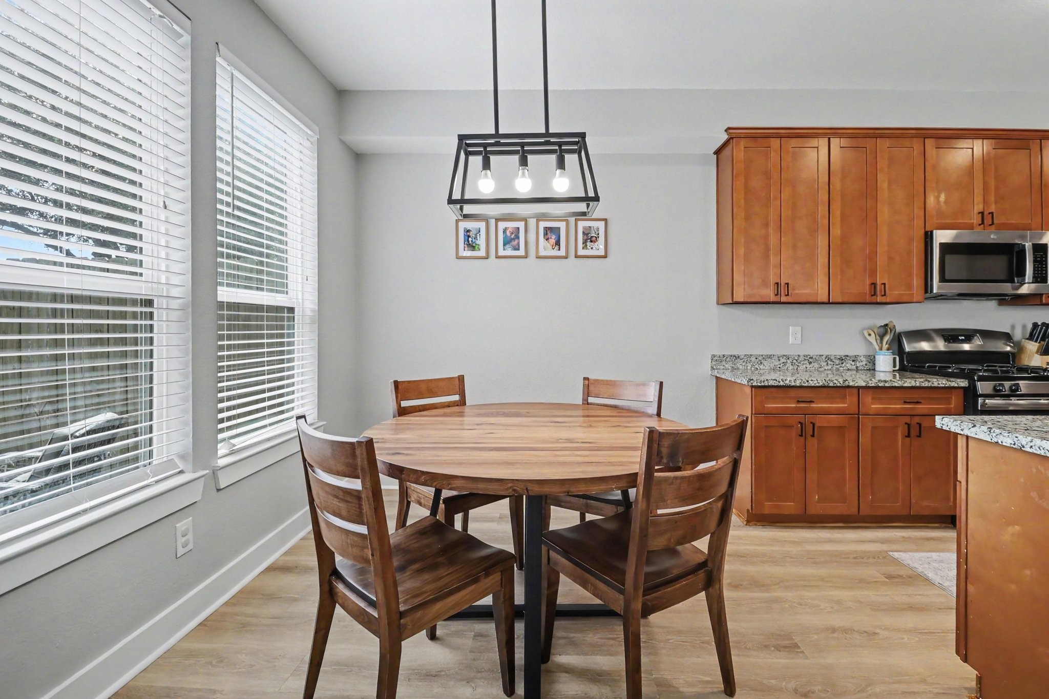 316 Brandy Ridge Lane Lane, Dickinson, TX 77539