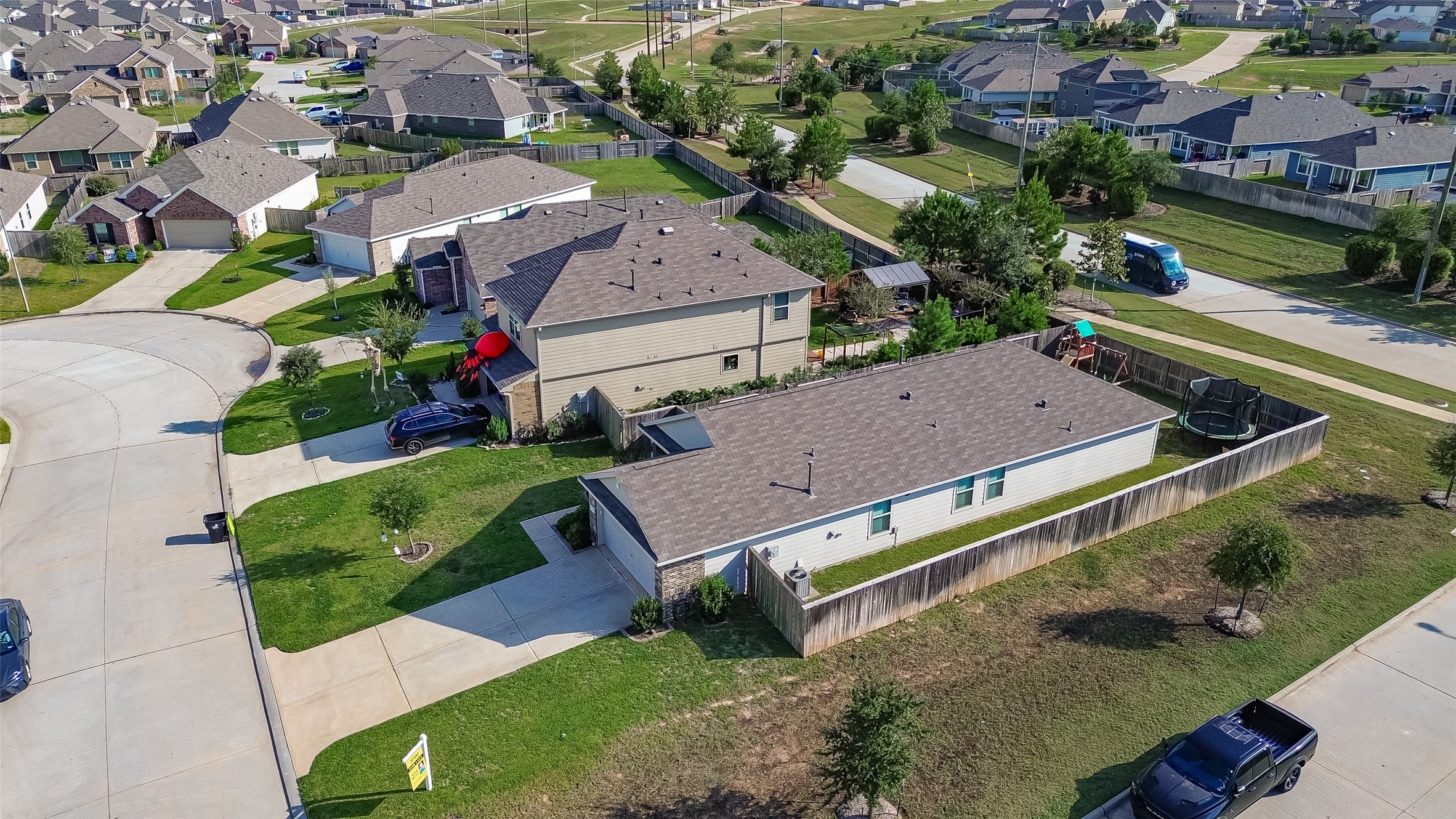 724 Larkspur Shadow Drive, Magnolia, TX 77354