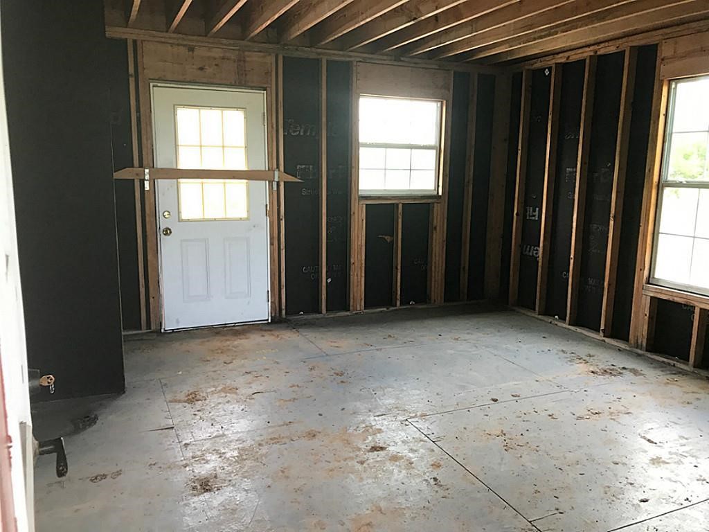 24 E Bayshore Drive, San Leon, TX 77539