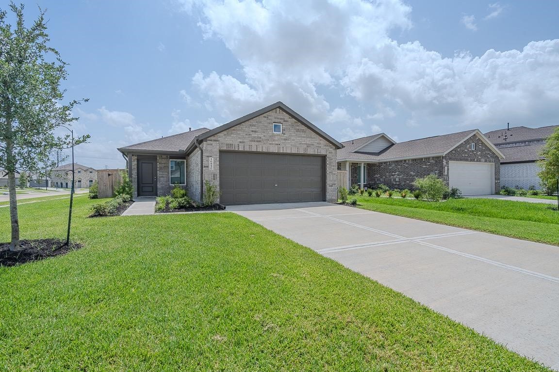 16850 Spotted Oak Drive, Hockley, TX 77447