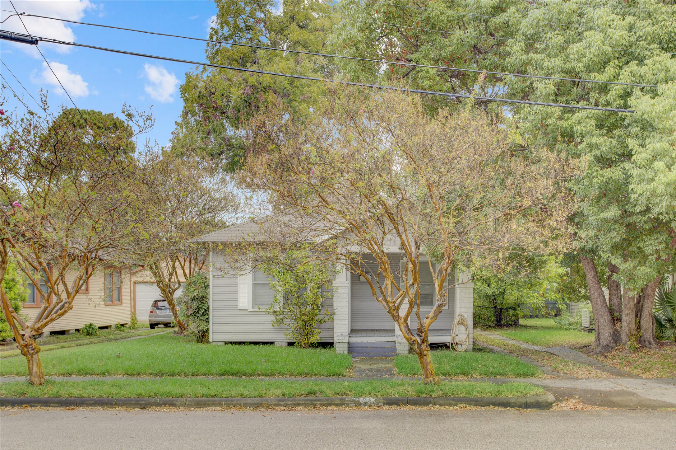 931 Gardner Street, Houston, TX 77009