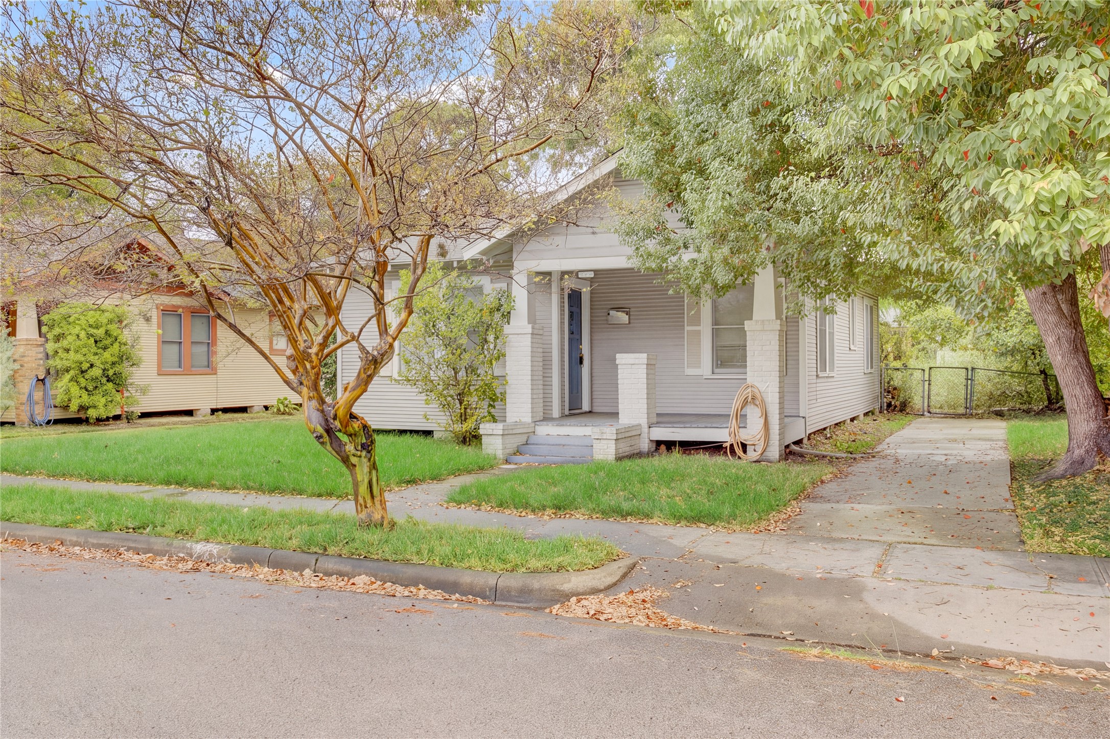 931 Gardner Street, Houston, TX 77009