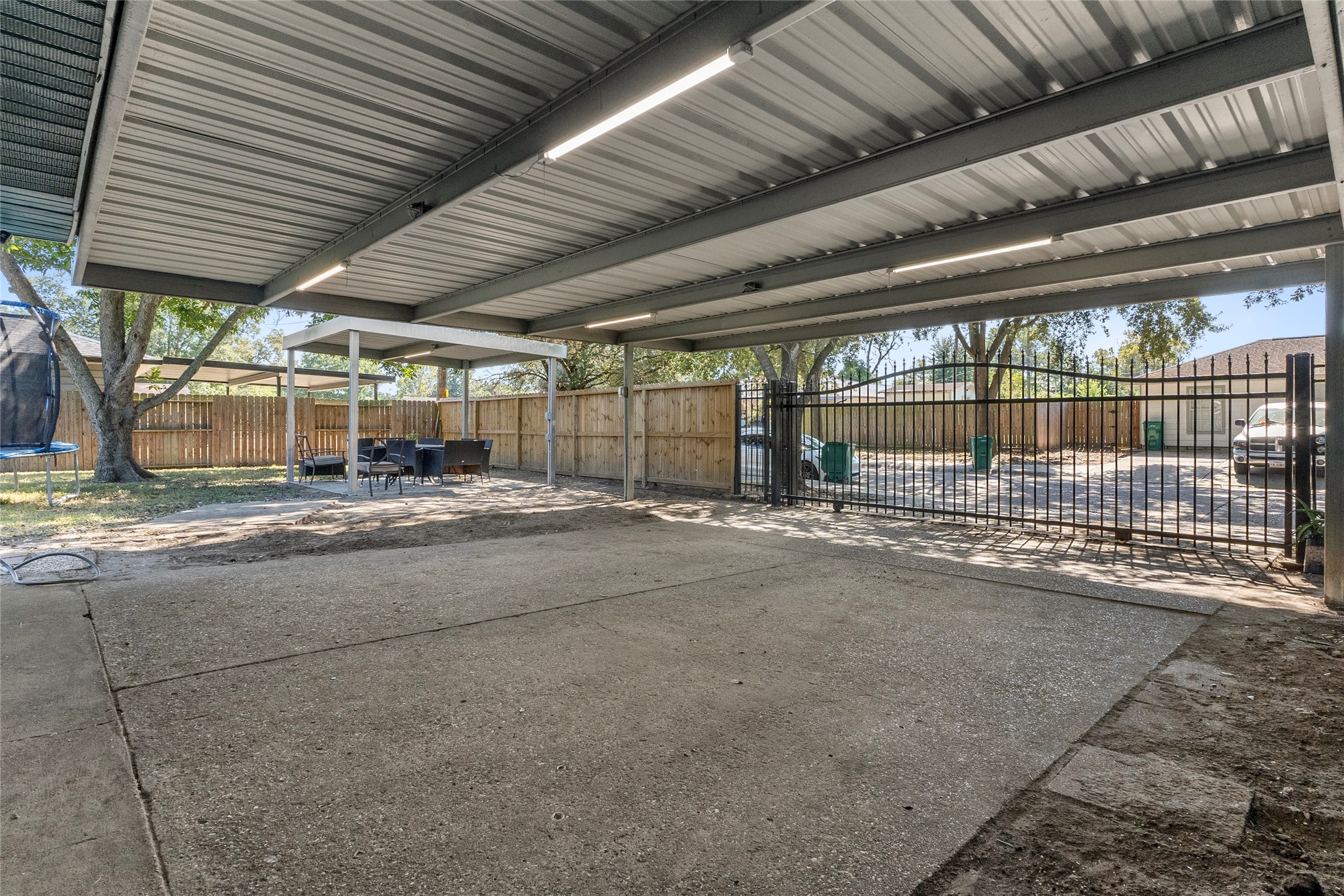 1215 Glenmore Drive, Pasadena, TX 77503