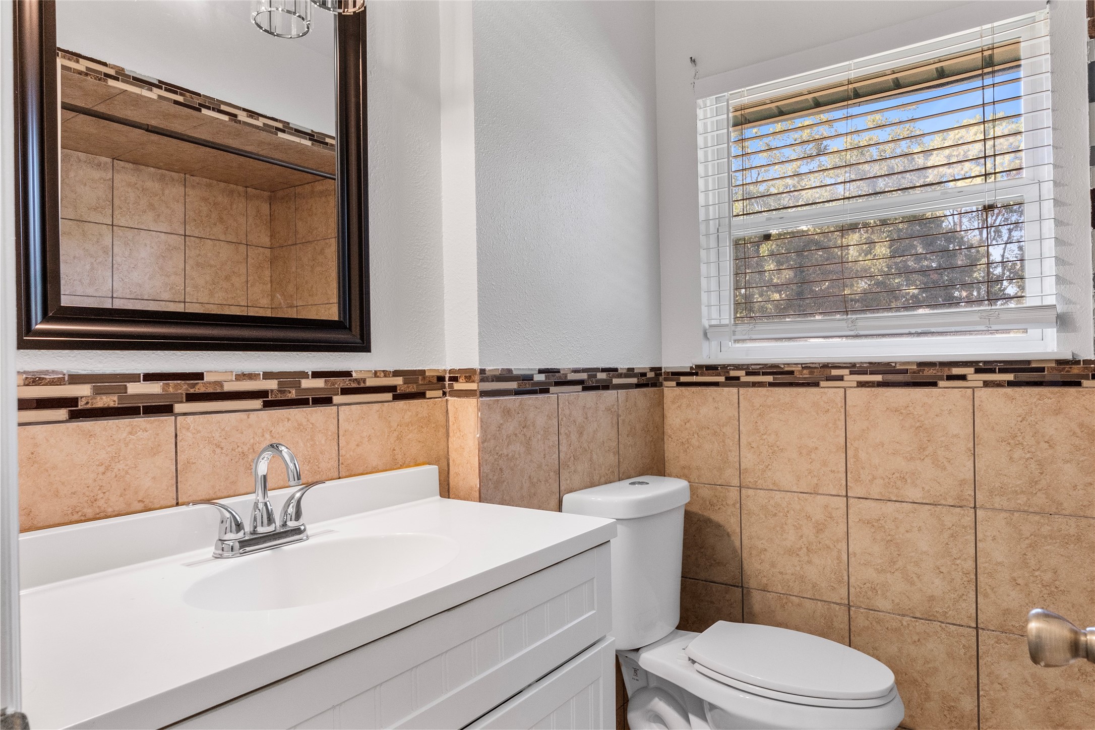 1215 Glenmore Drive, Pasadena, TX 77503
