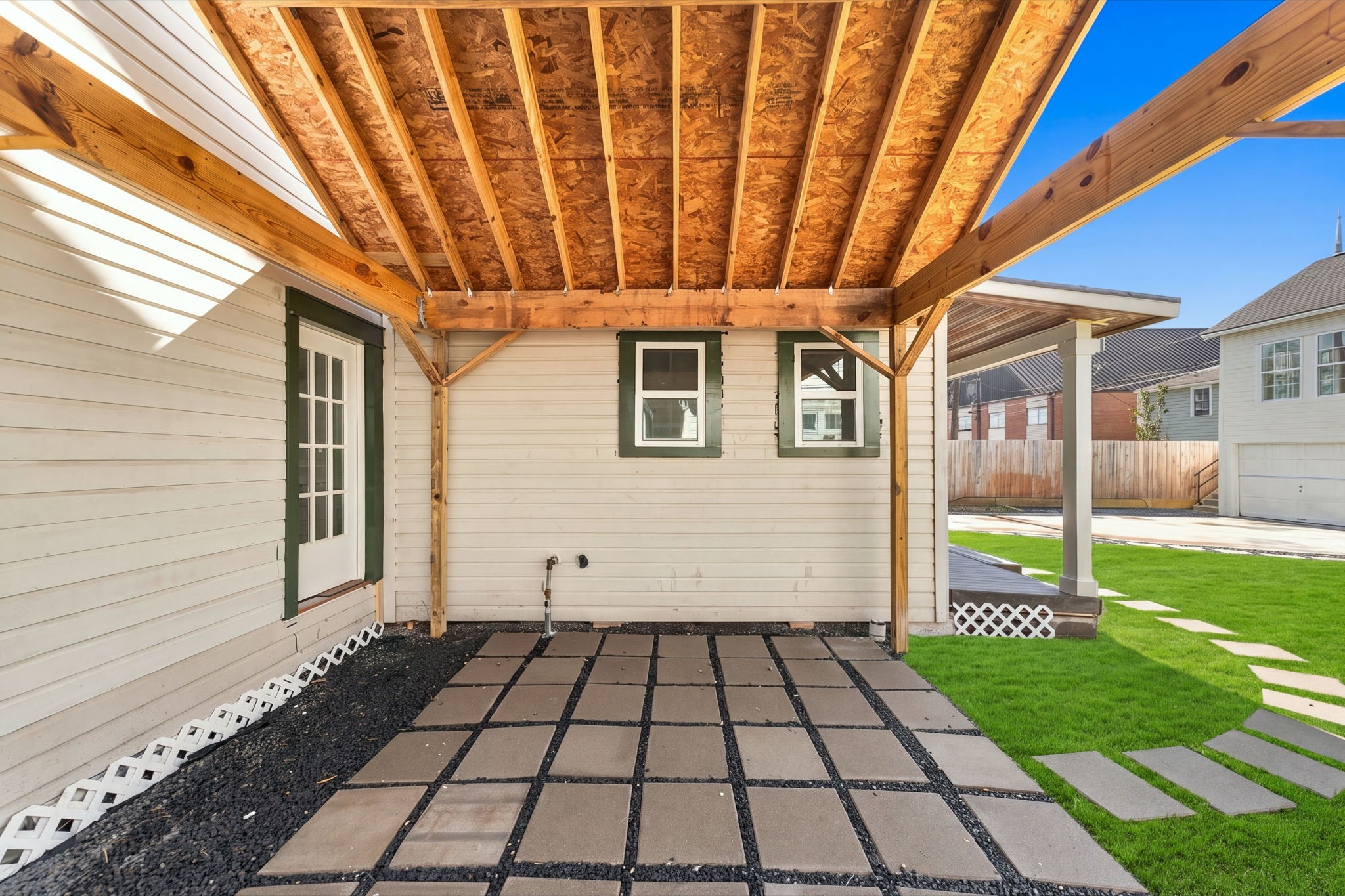 925 Cortlandt Street, Houston, TX 77008