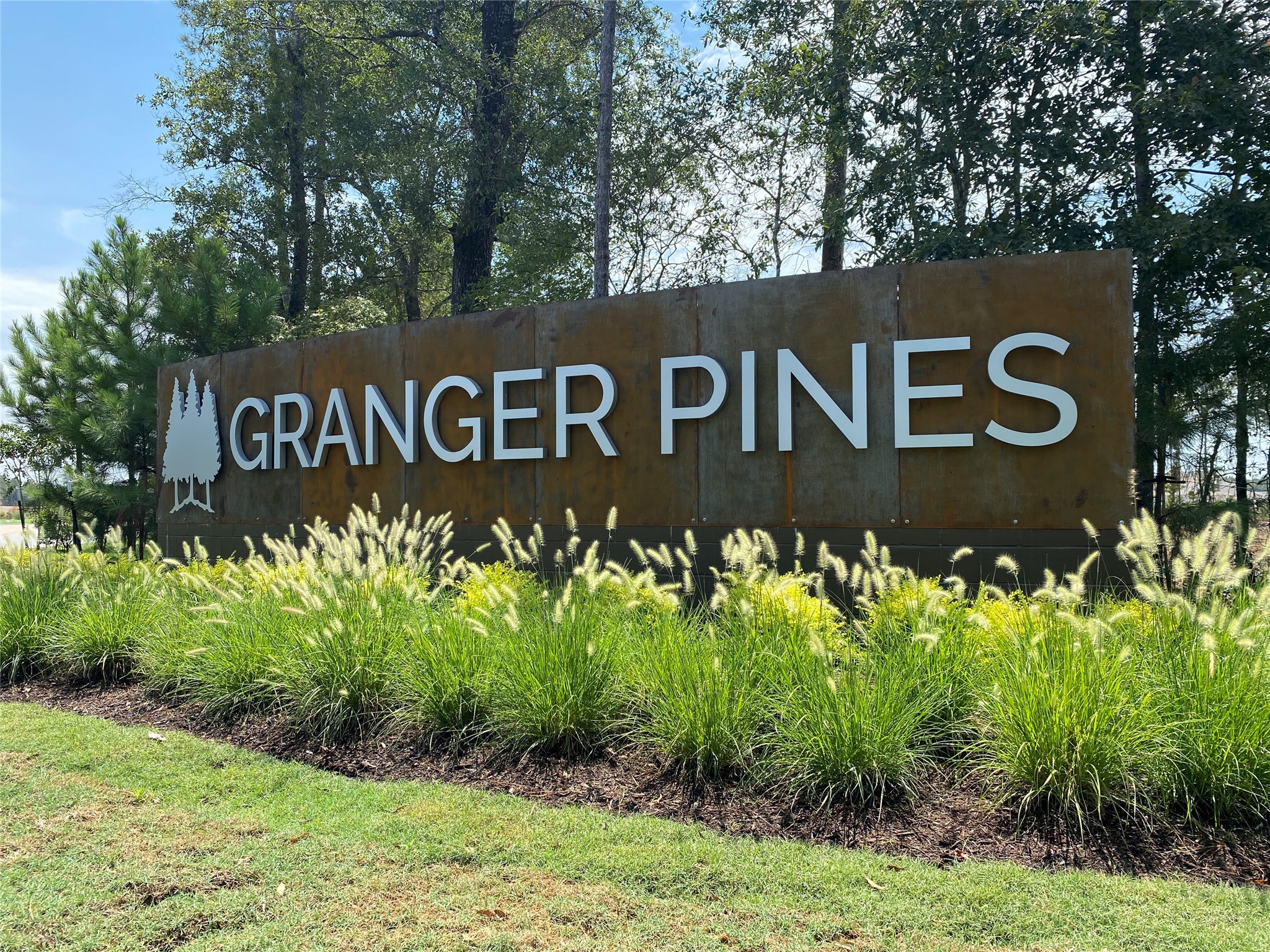 Welcome to Granger Pines, an award-winning new home community in Conroe, TX where peaceful surroundings meet modern convenience.