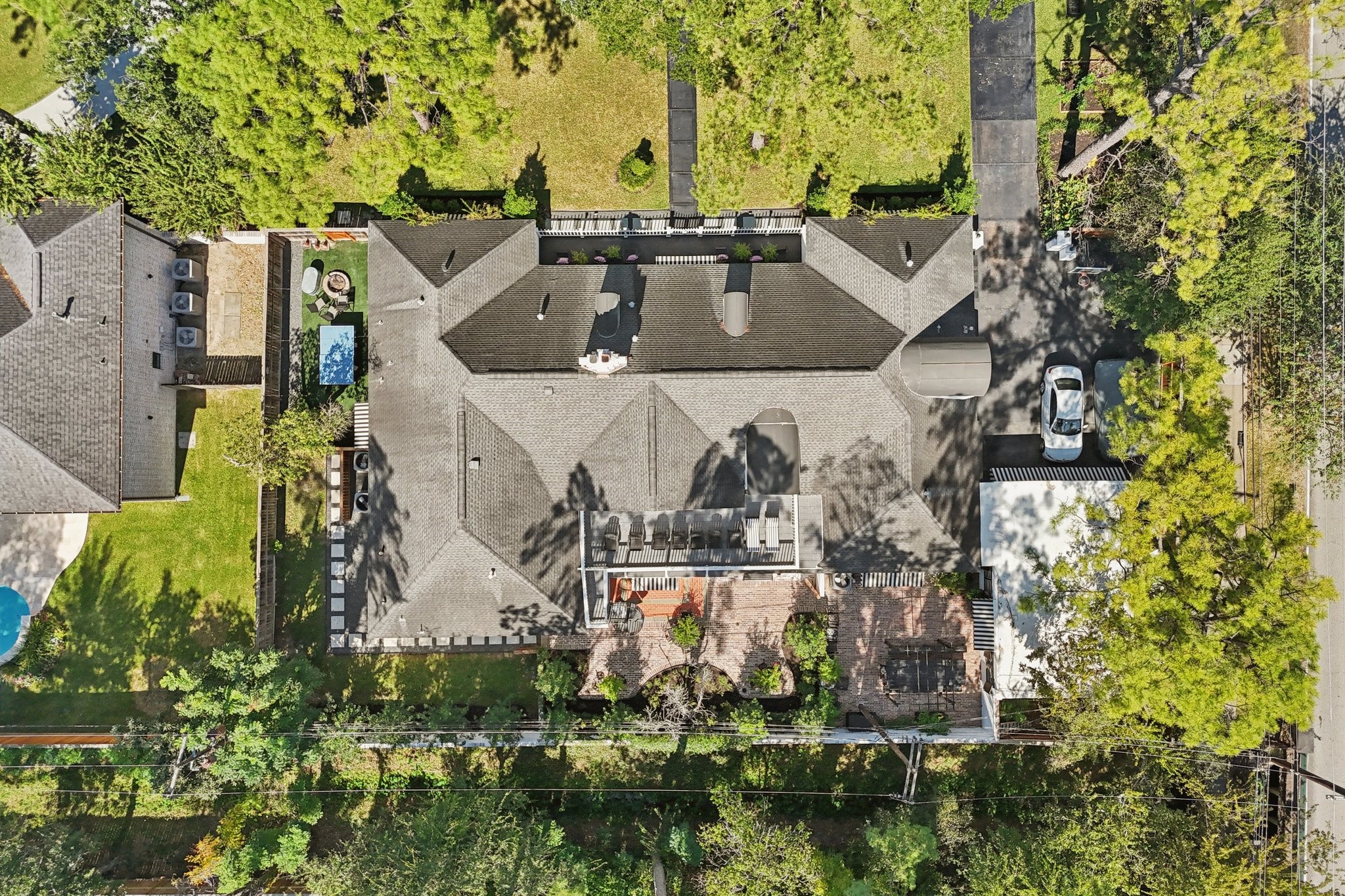 11403 Holidan Way, Hedwig Village, TX 77024