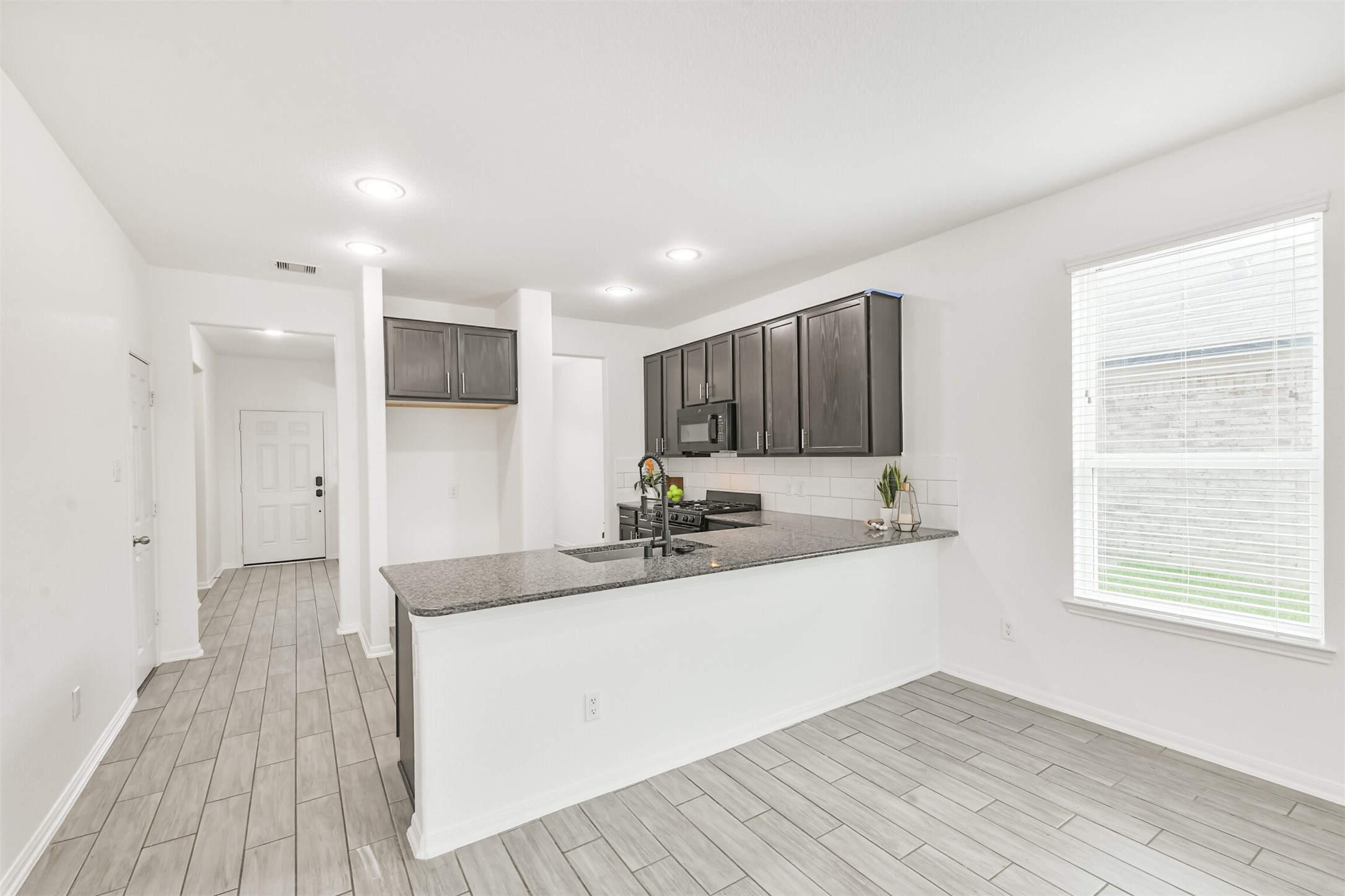 2824 Beech River Court, Conroe, TX 77301