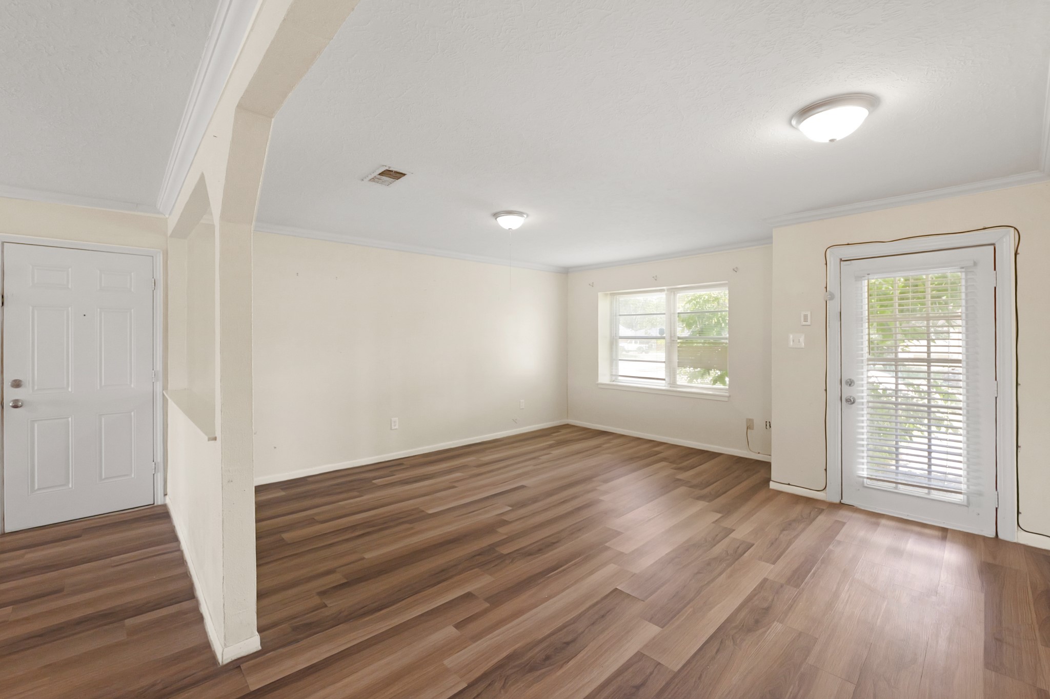 515 Lloyd Lane, Baytown, TX 77521