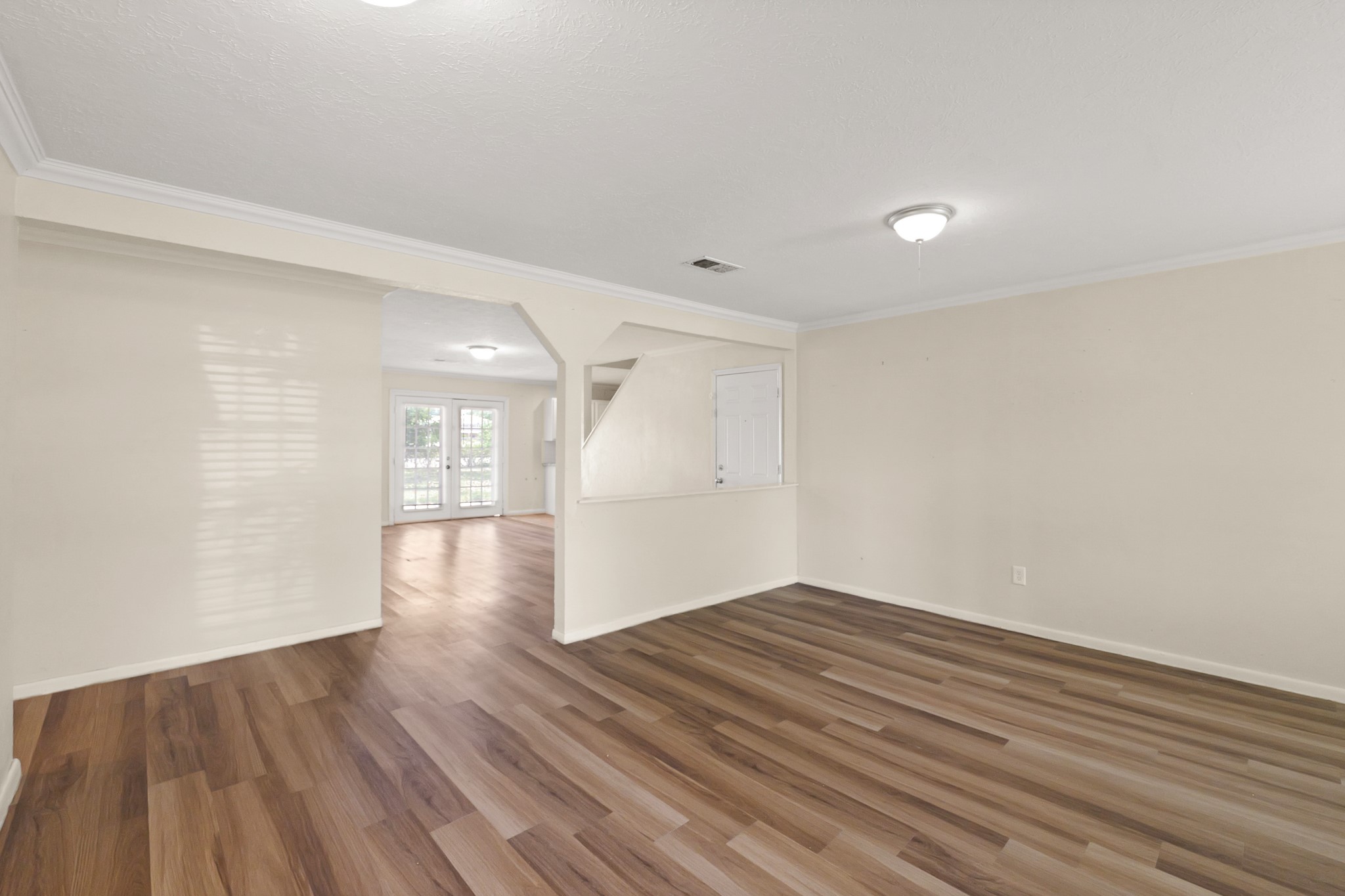 515 Lloyd Lane, Baytown, TX 77521