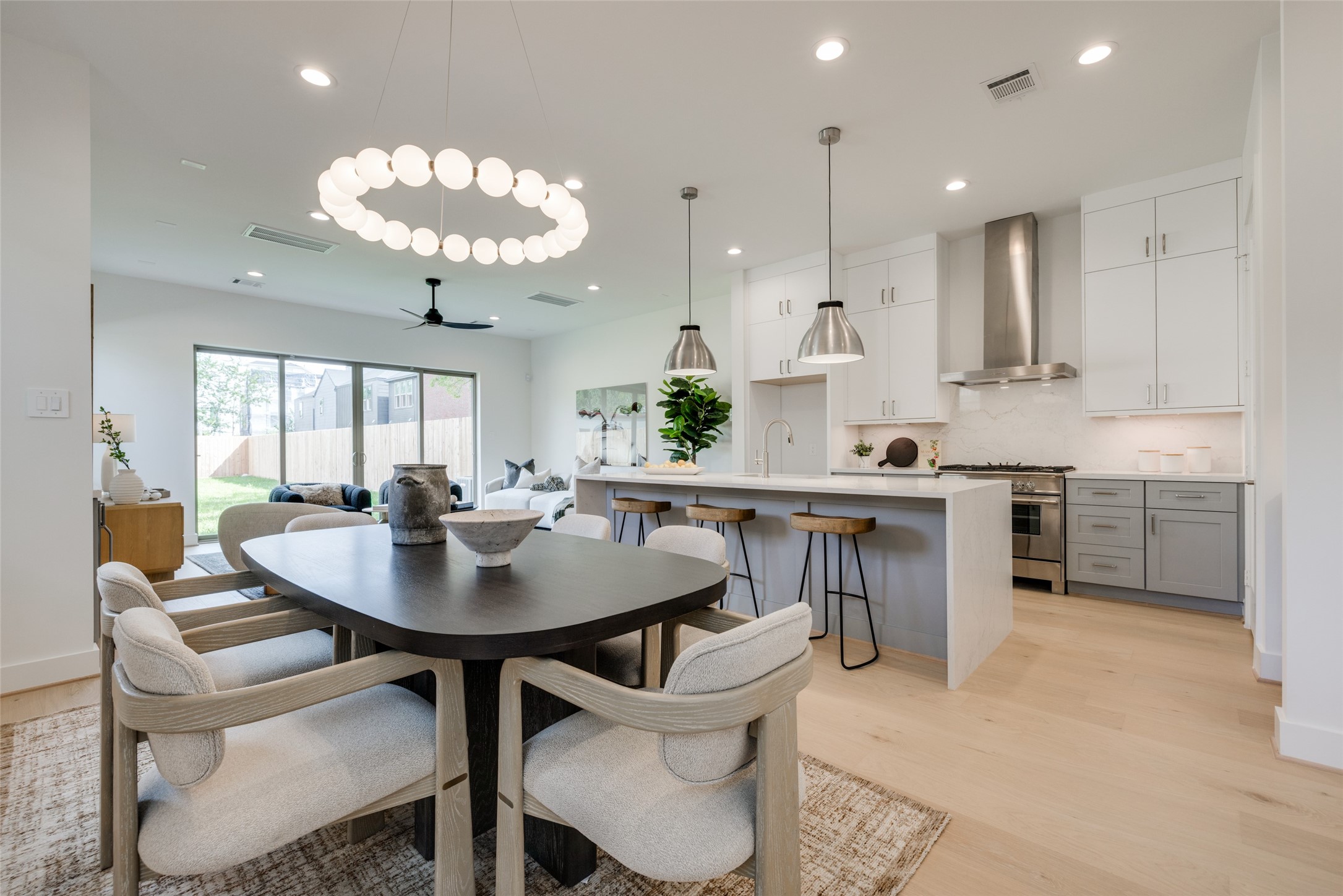 3909 DRISCOLL Street, Houston, TX 77098